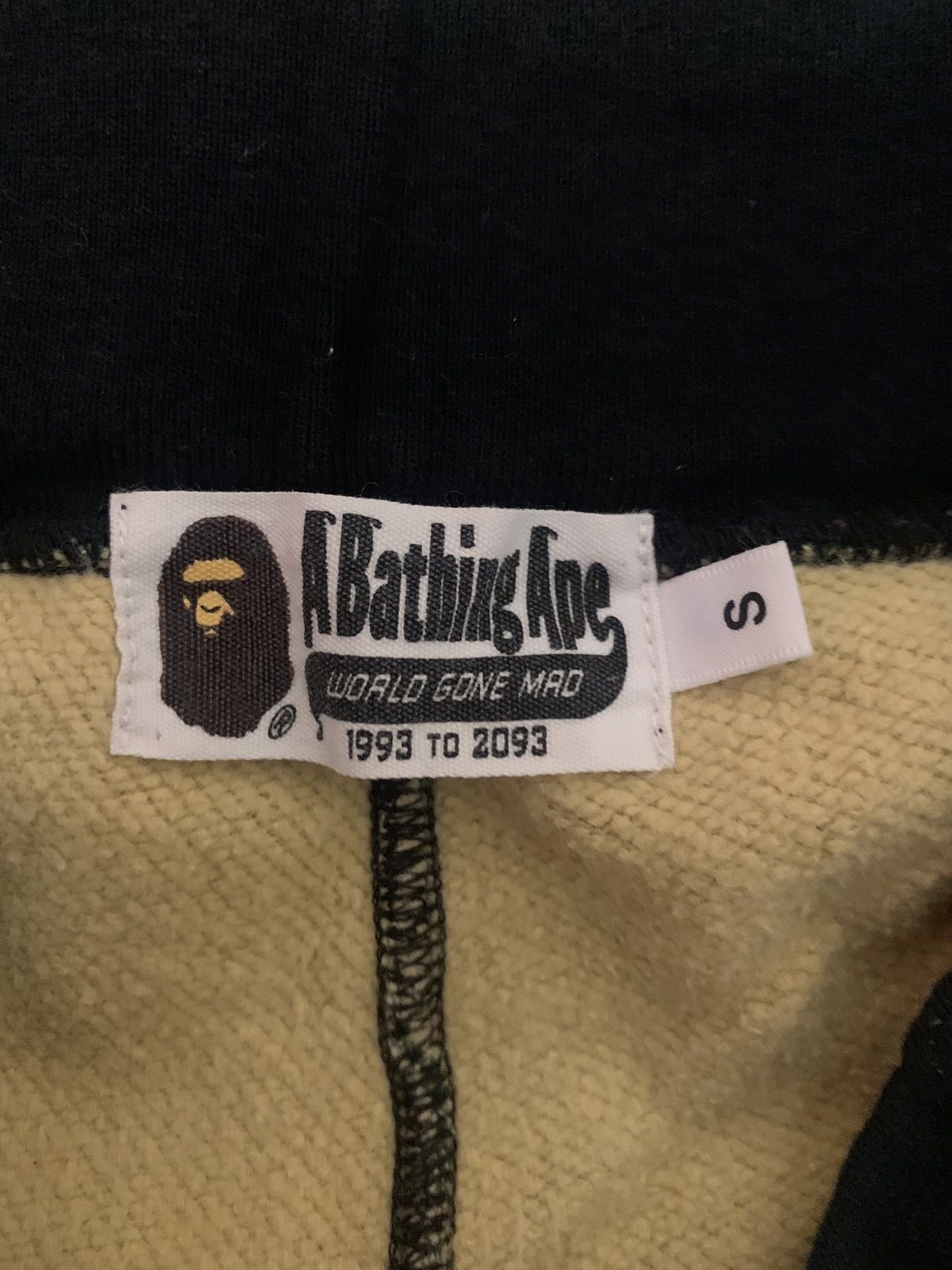 Bape Bape Shark Camo Shorts S Men Size US 30 / EU 46 - 5 Thumbnail