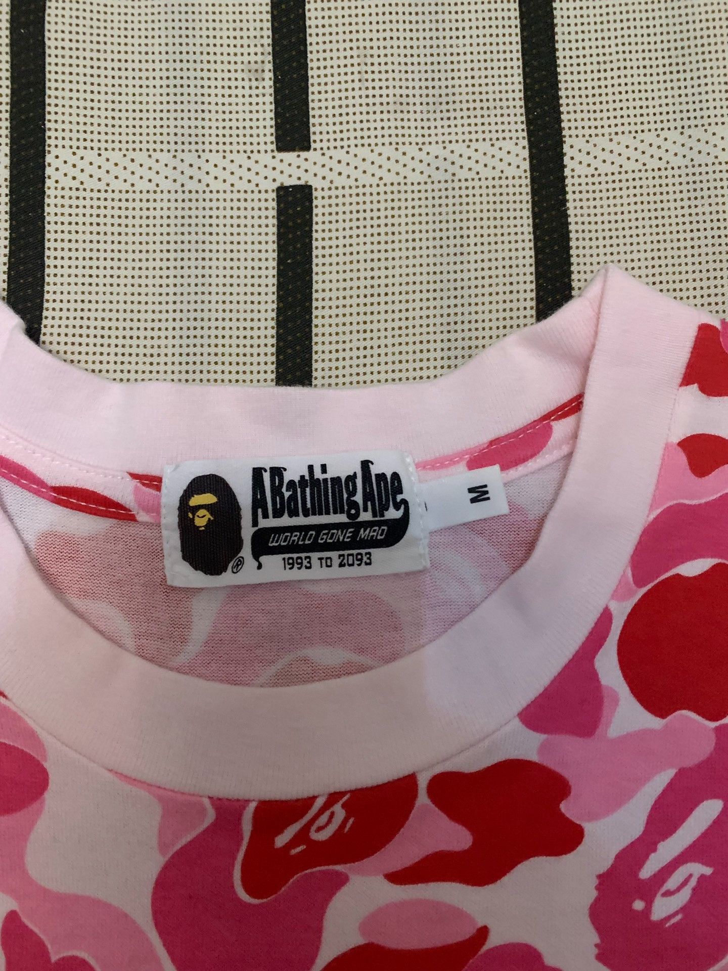 Bape Bape Shark Camo Pink T-Shirt M Men Size US M / EU 48-50 / 2 - 3 Thumbnail