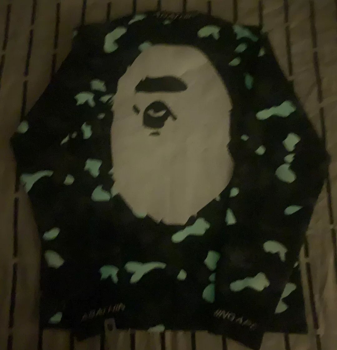 Bape Bape Glow Rare Black Hoodie M Men Size US M / EU 48-50 / 2 - 8 Thumbnail