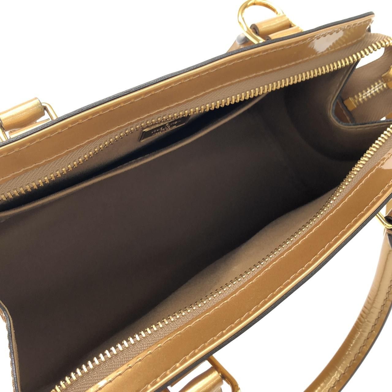Louis Vuitton Louis Vuitton Louis Vuitton Vernis Brea Bag Plastic / Synthetic Handbag M50809 DUTY FREE for USA Size ONE SIZE - 5 Thumbnail