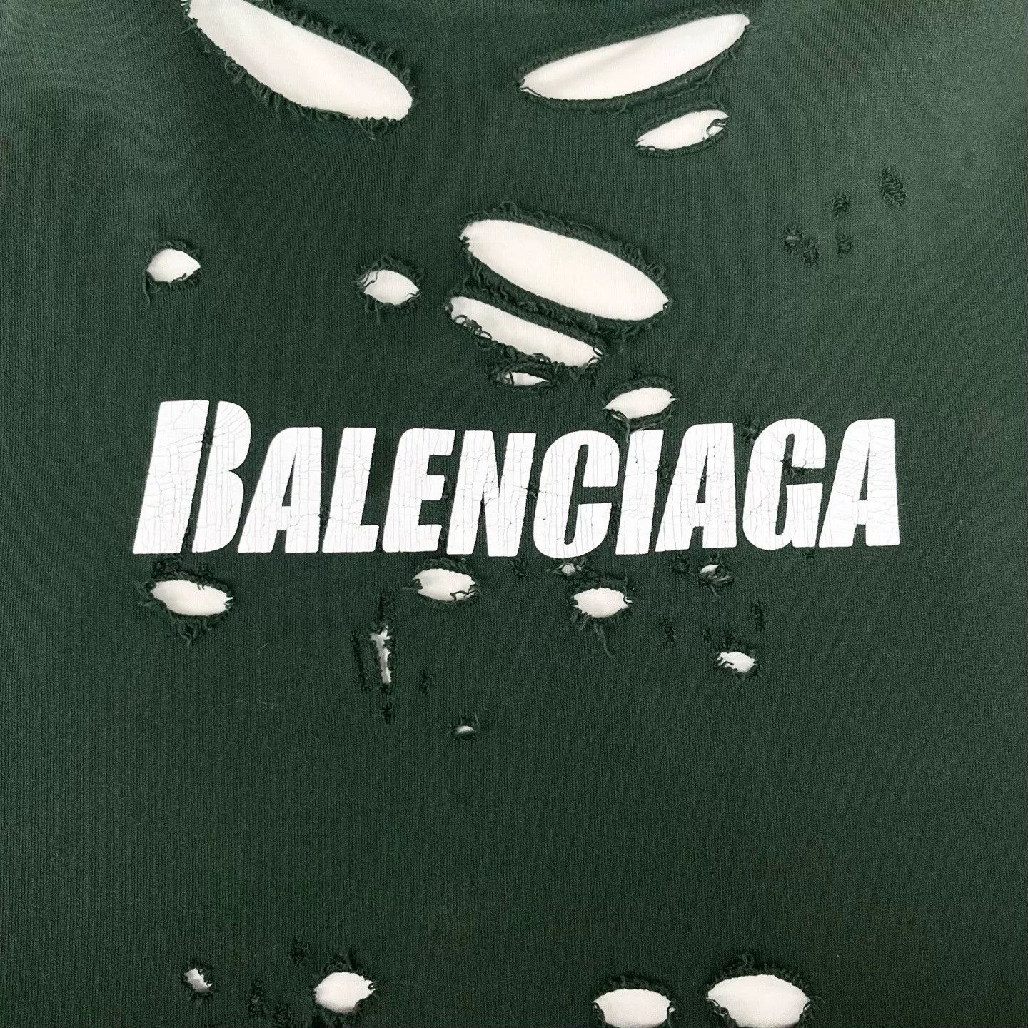 Balenciaga Balenciaga White Green Distressed Logo Hoodie Size US M / EU 48-50 / 2 - 5 Thumbnail