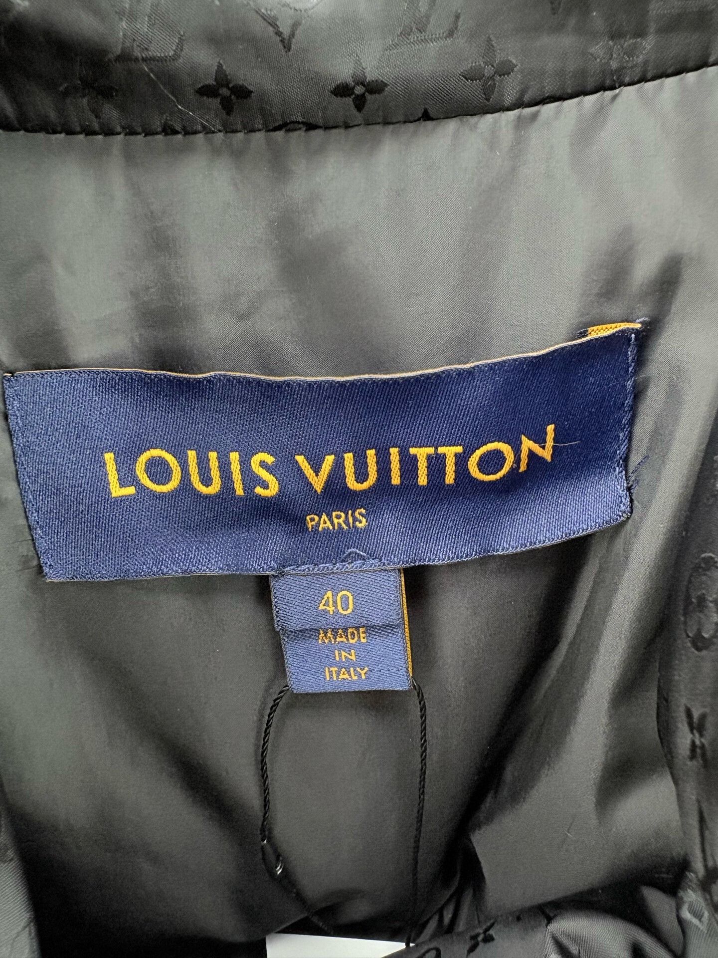 Louis Vuitton Louis Vuitton Monogram Full Logo Down Jacket Size S / US 4 / IT 40 - 4 Thumbnail