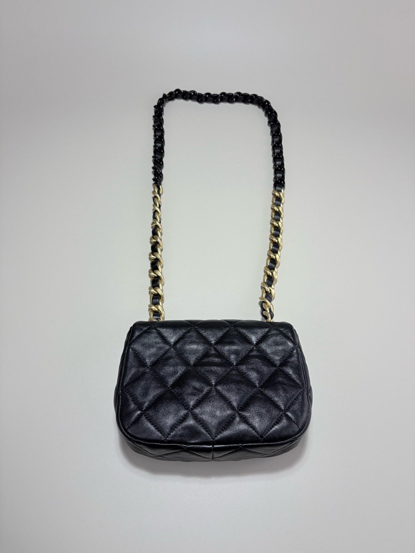 Chanel CHANEL 22S Lambskin Thick Chain Black Gold Mini Size ONE SIZE - 3 Thumbnail