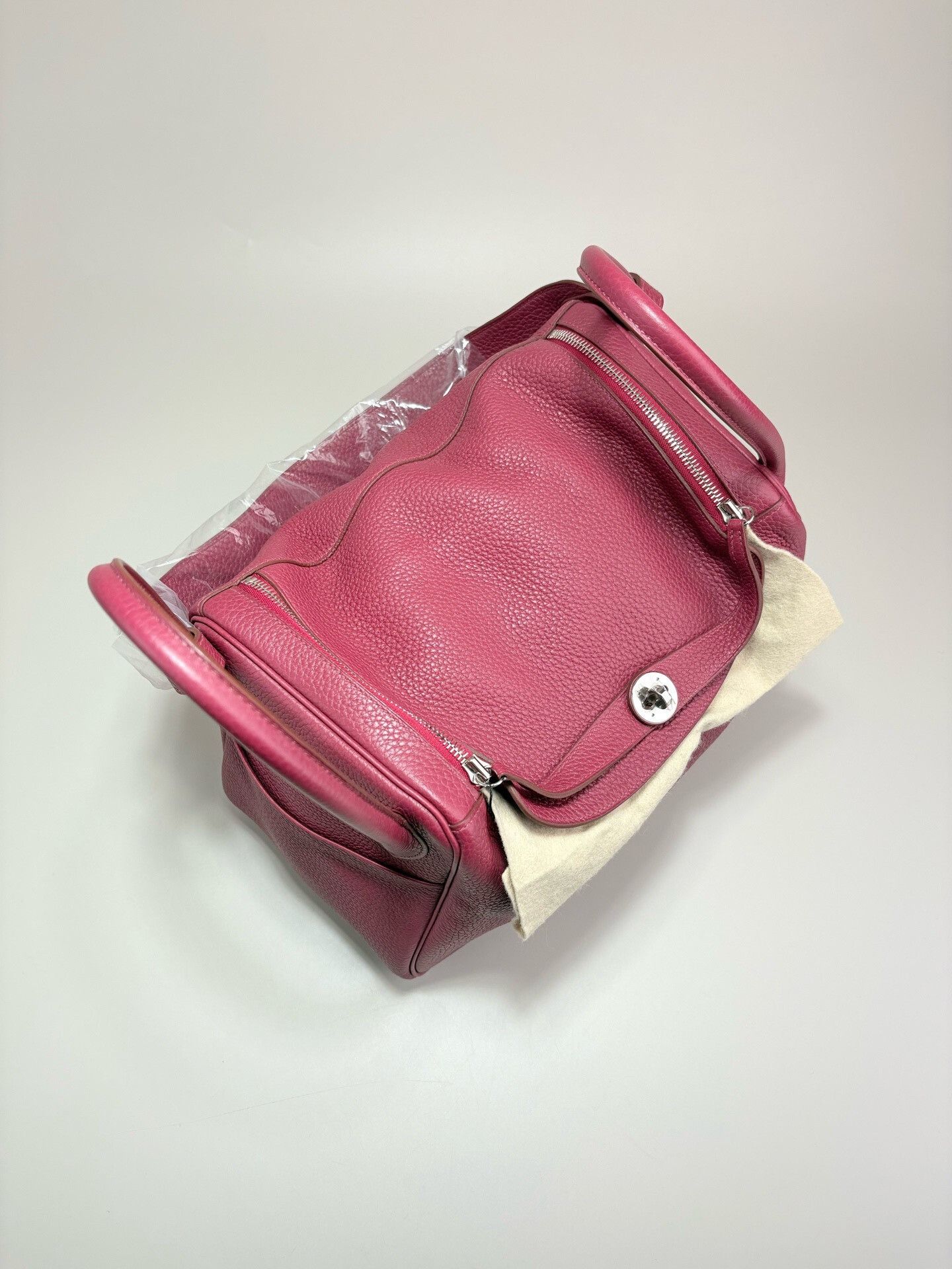 Hermes Hermes Lindy 30 Shoulder Crossbody Bag Size ONE SIZE - 4 Thumbnail