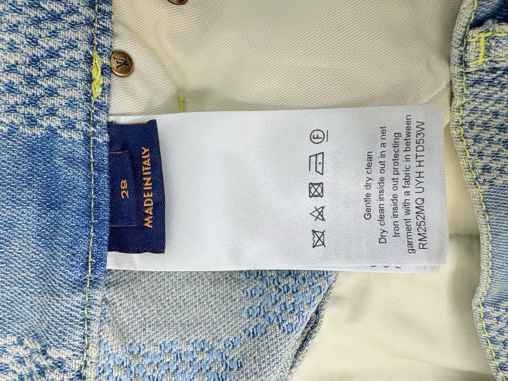 Louis Vuitton Louis Vuitton Checkerboard Denim Shorts Size 28" / US 6 / IT 42 - 6 Thumbnail