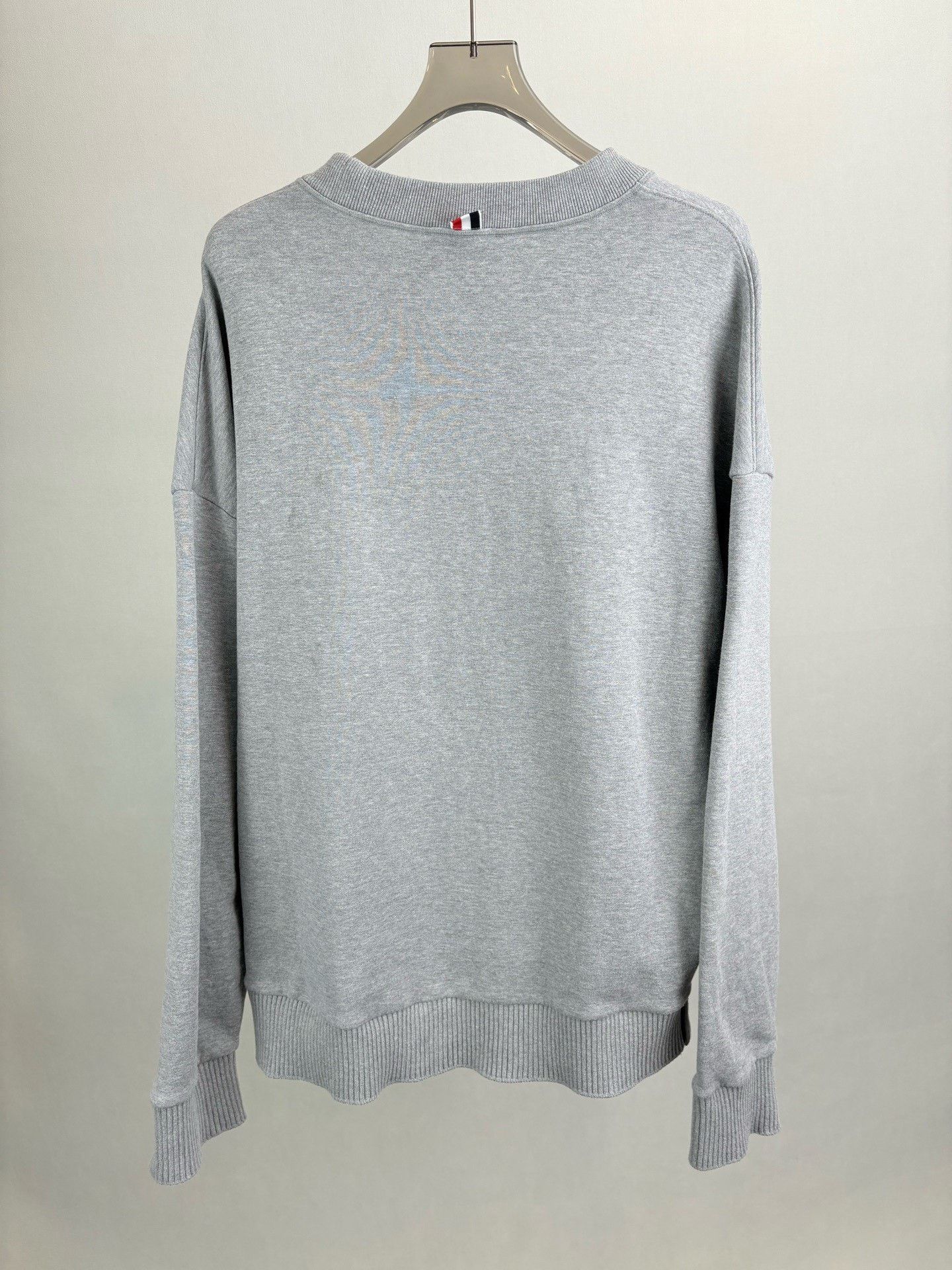 Thom Browne Thom Browne Rear Stripe Long-Sleeve Sweatshirt Size US L / EU 52-54 / 3 - 2 Thumbnail