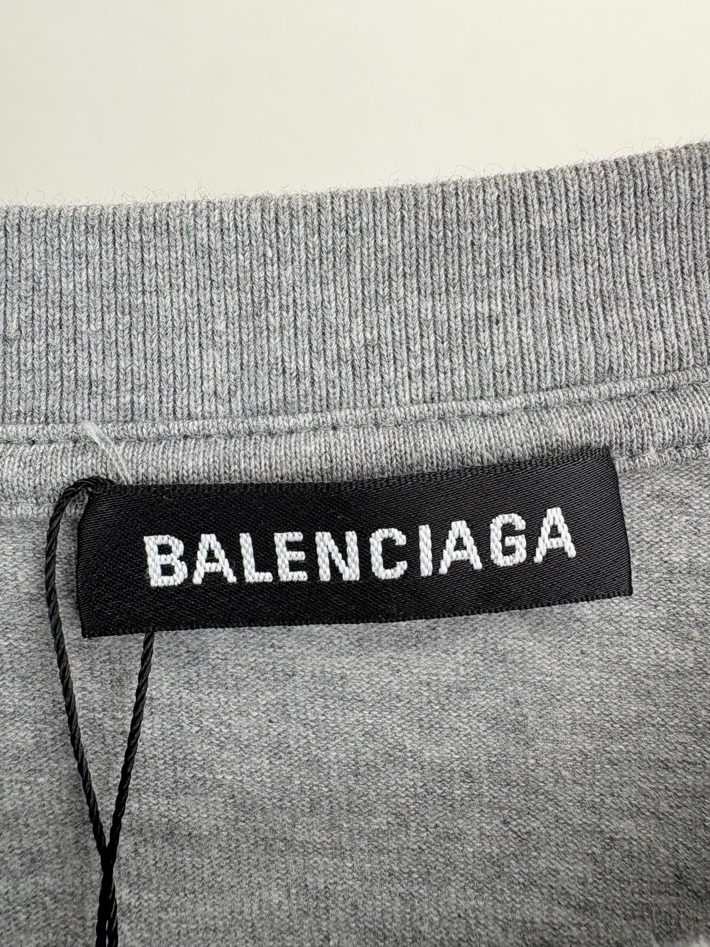 Balenciaga Balenciaga Gray Lock Buckle Sweatshirt 2XS Size XXS / US 00 / IT 34 - 4 Thumbnail