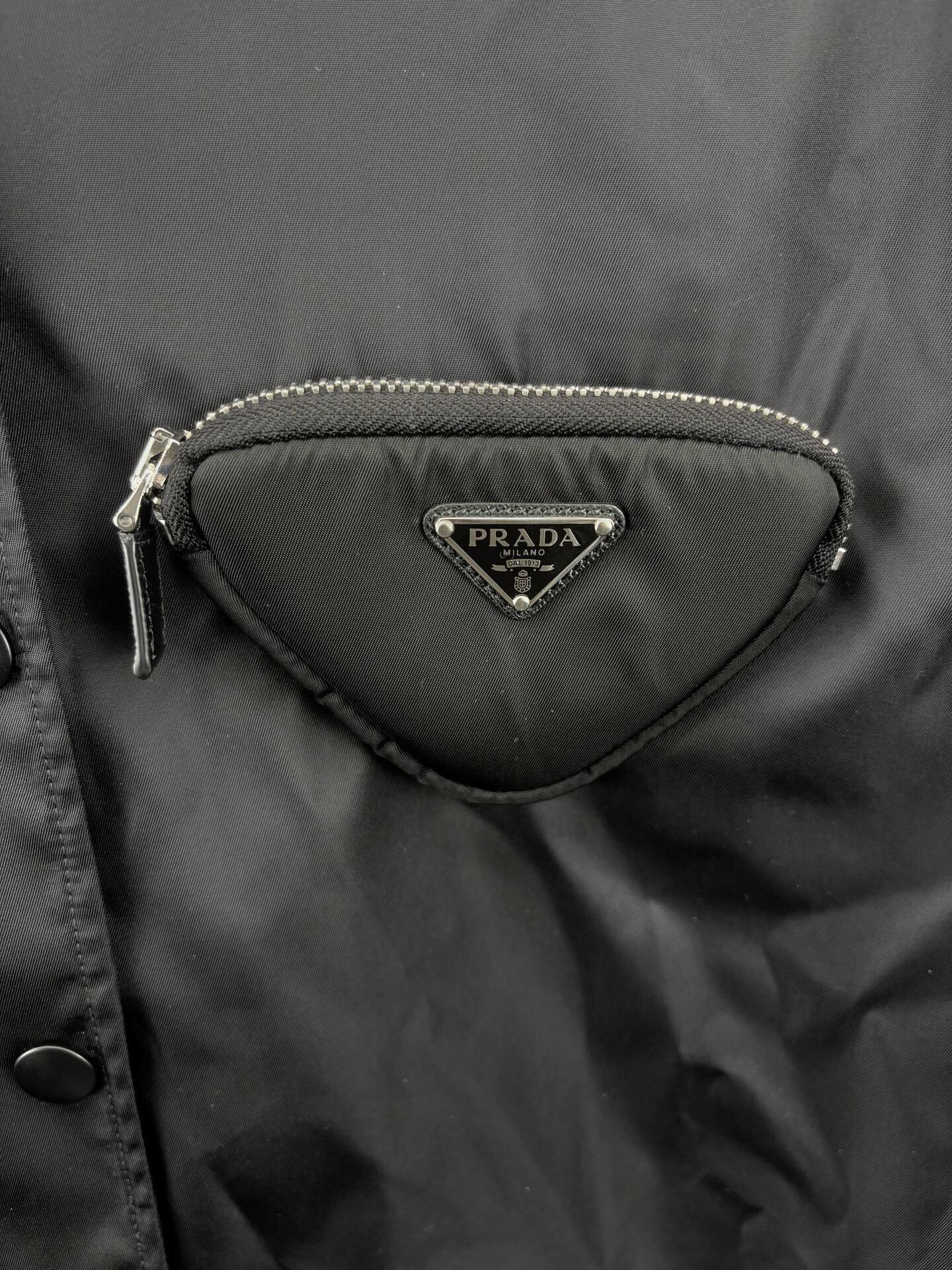 Prada PRADA Nylon Triangle Bag Short-Sleeve Shirt Size XS / US 0-2 / IT 36-38 - 3 Thumbnail