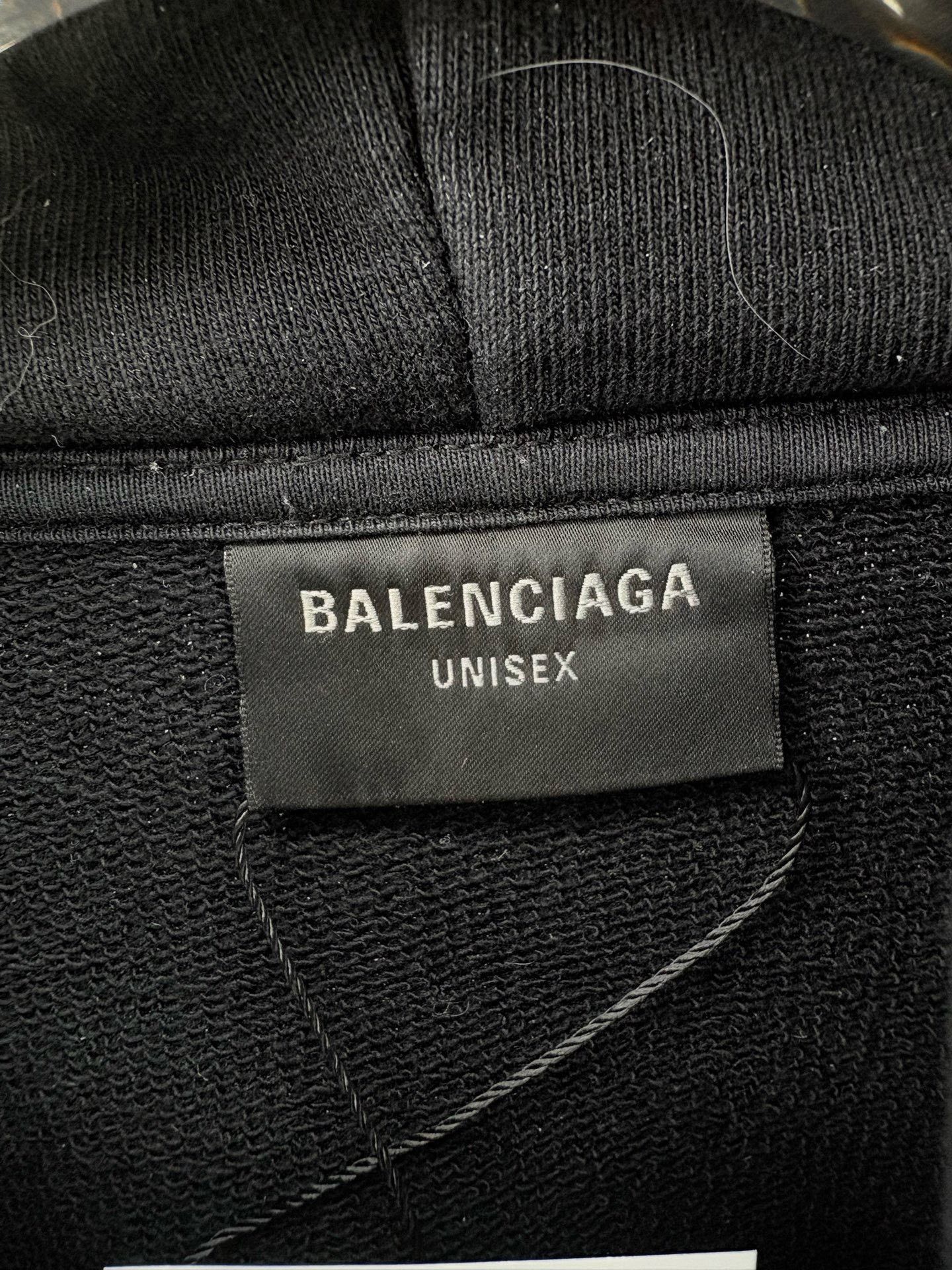 Balenciaga Balenciaga Mud-Dyed Distressed Hoodie Size US M / EU 48-50 / 2 - 5 Thumbnail