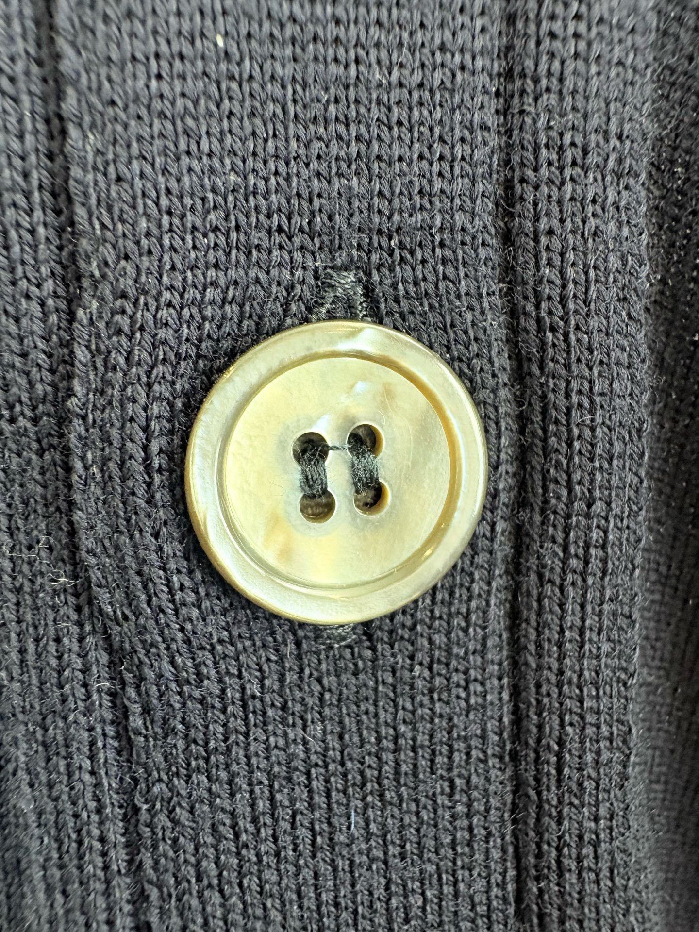 Thom Browne THOM BROWNE TB Four-Bar Dark Blue Wool Cardigan Size US L / EU 52-54 / 3 - 3 Thumbnail