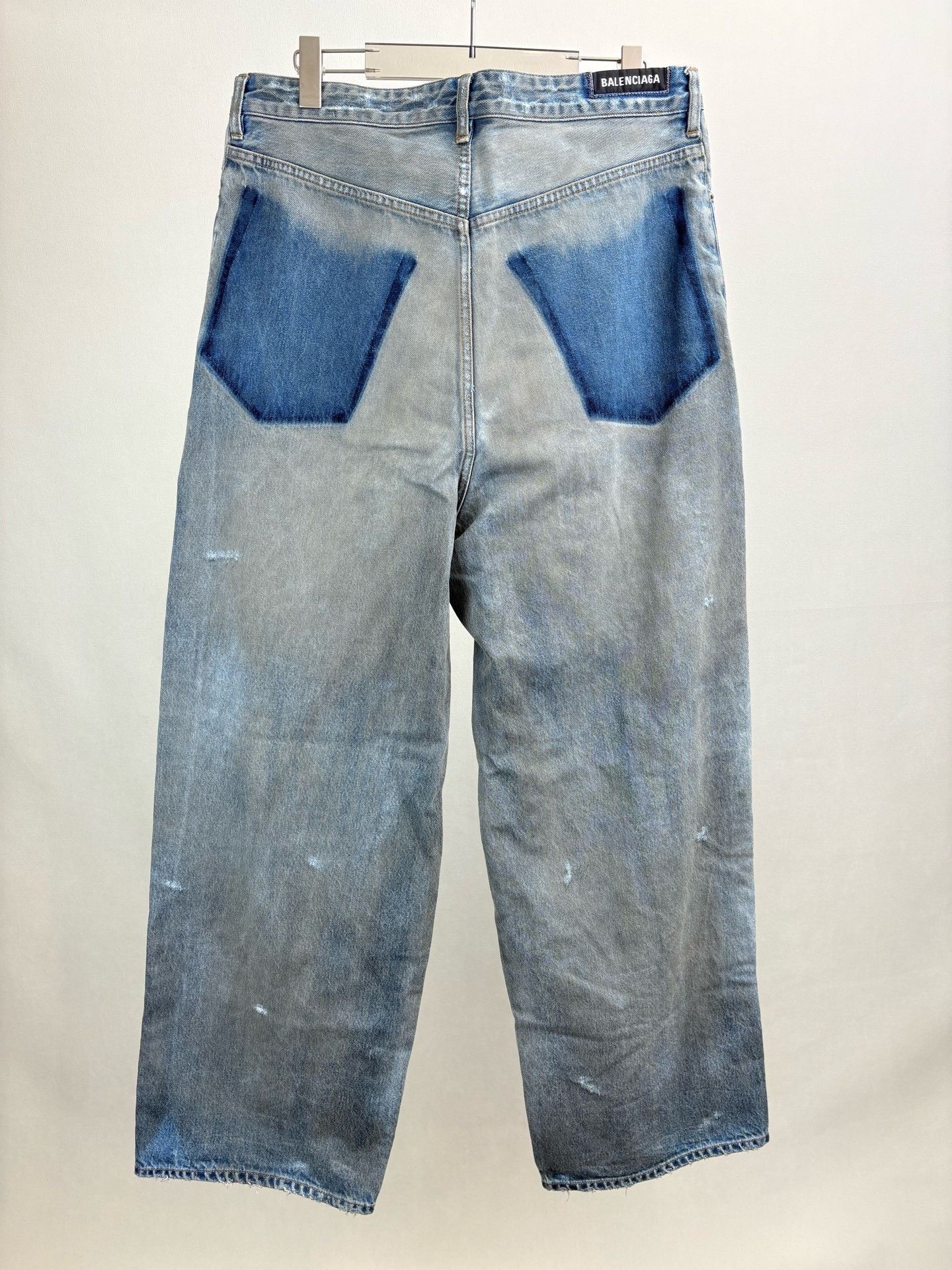 Balenciaga Balenciaga Reverse Pocket Mud-Dyed Distressed Jeans Size US 29 - 2 Thumbnail