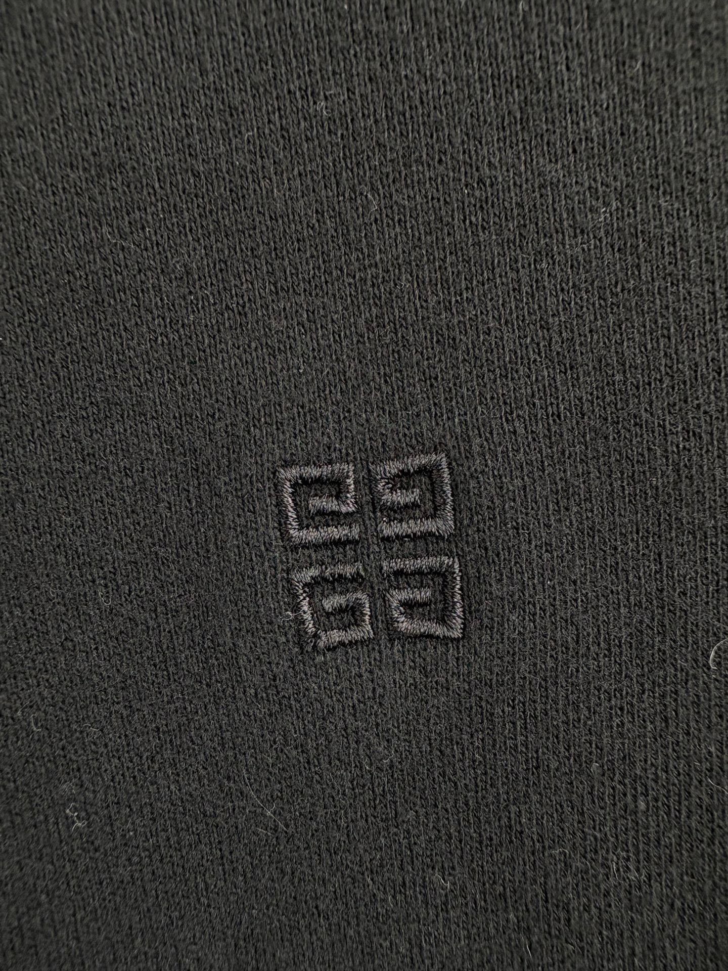 Givenchy Givenchy 4G Embroidered Small Logo Hoodie Size US L / EU 52-54 / 3 - 3 Thumbnail