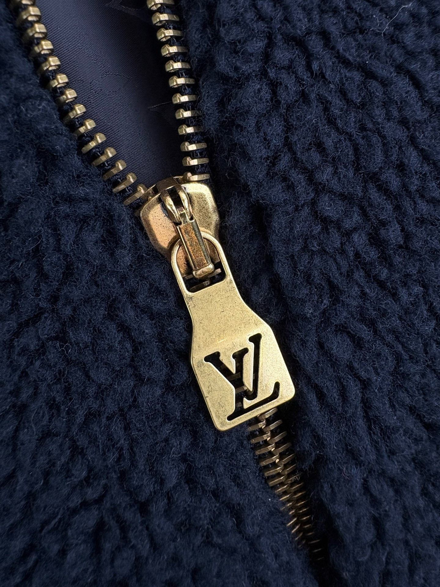 Louis Vuitton Louis Vuitton LV25 Full Logo Teddy Coat Size US XL / EU 56 / 4 - 2 Thumbnail