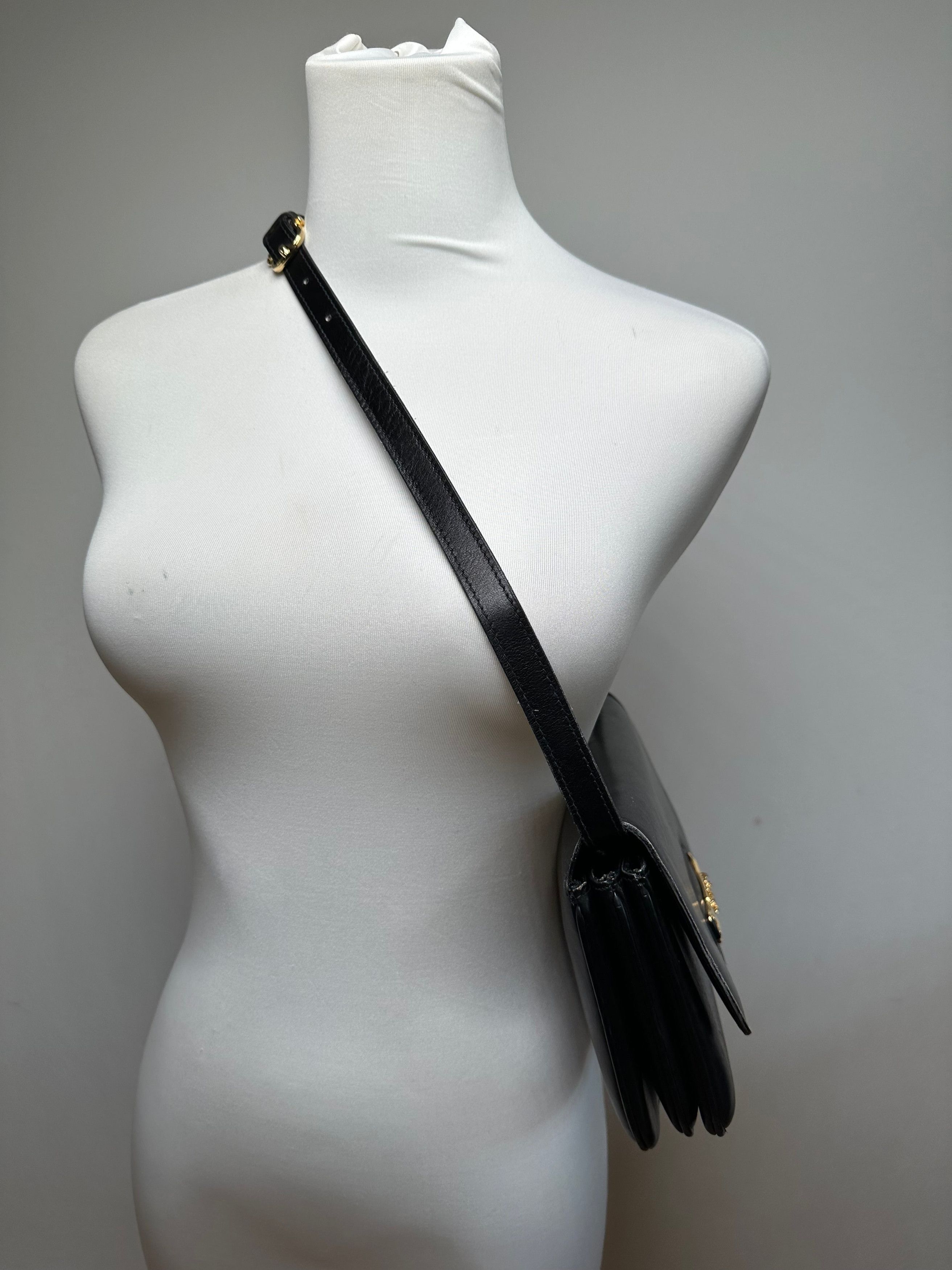 Celine Vintage Leather Shoulder Bag Black Size ONE SIZE - 3 Thumbnail