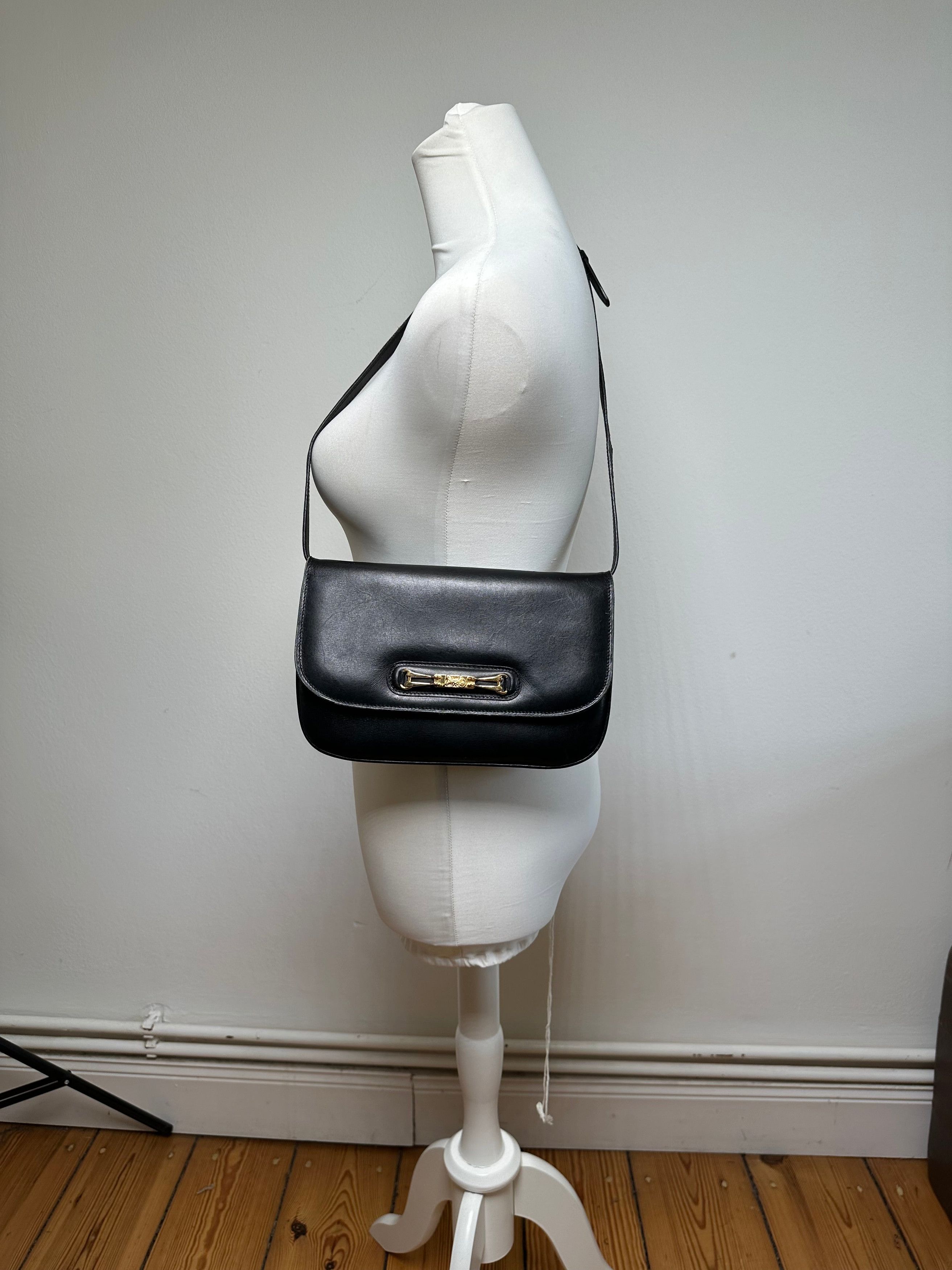 Celine Vintage Leather Shoulder Bag Black Size ONE SIZE - 13 Thumbnail