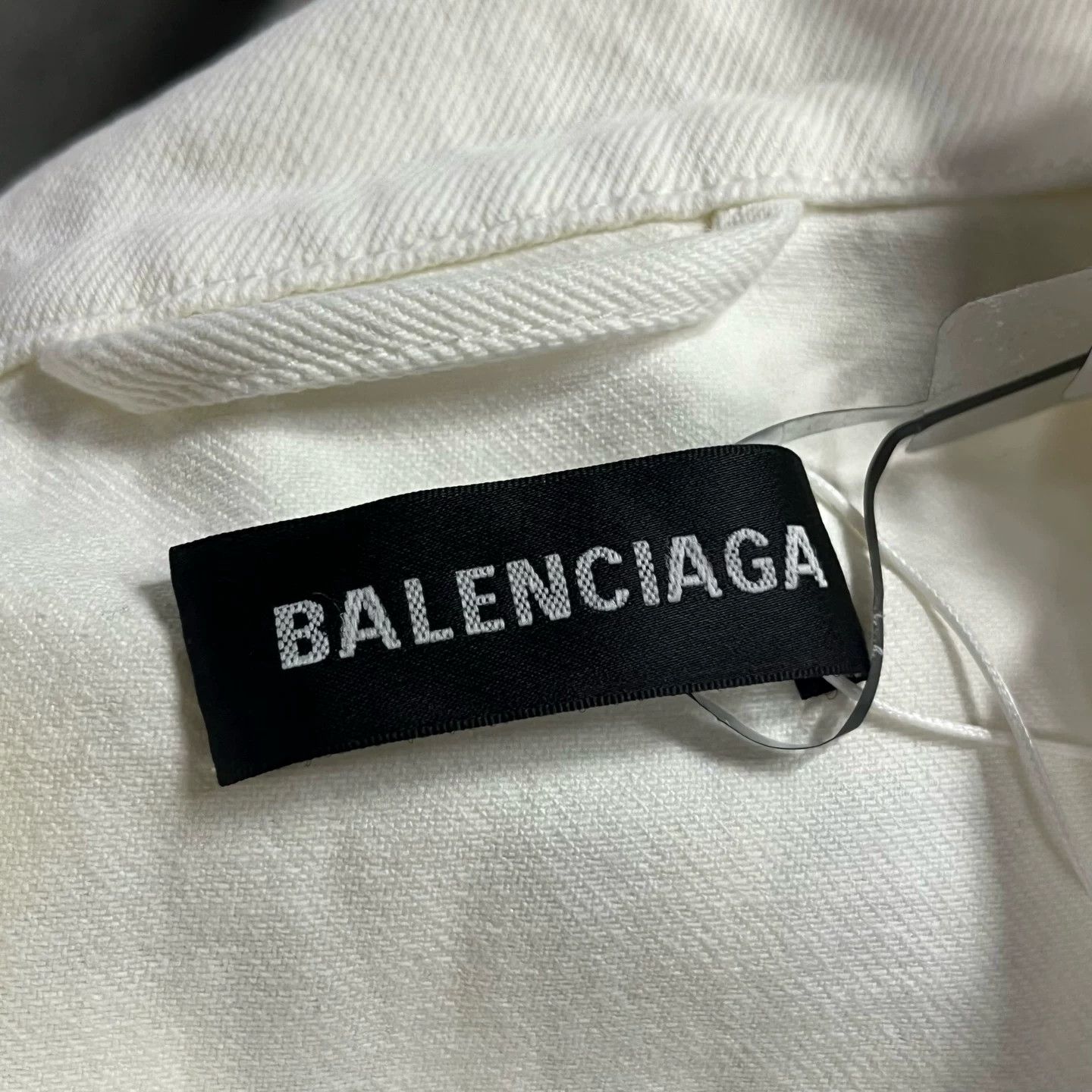 Balenciaga Balenciaga White Embroidered Logo Denim Jacket Size US M / EU 48-50 / 2 - 7 Thumbnail