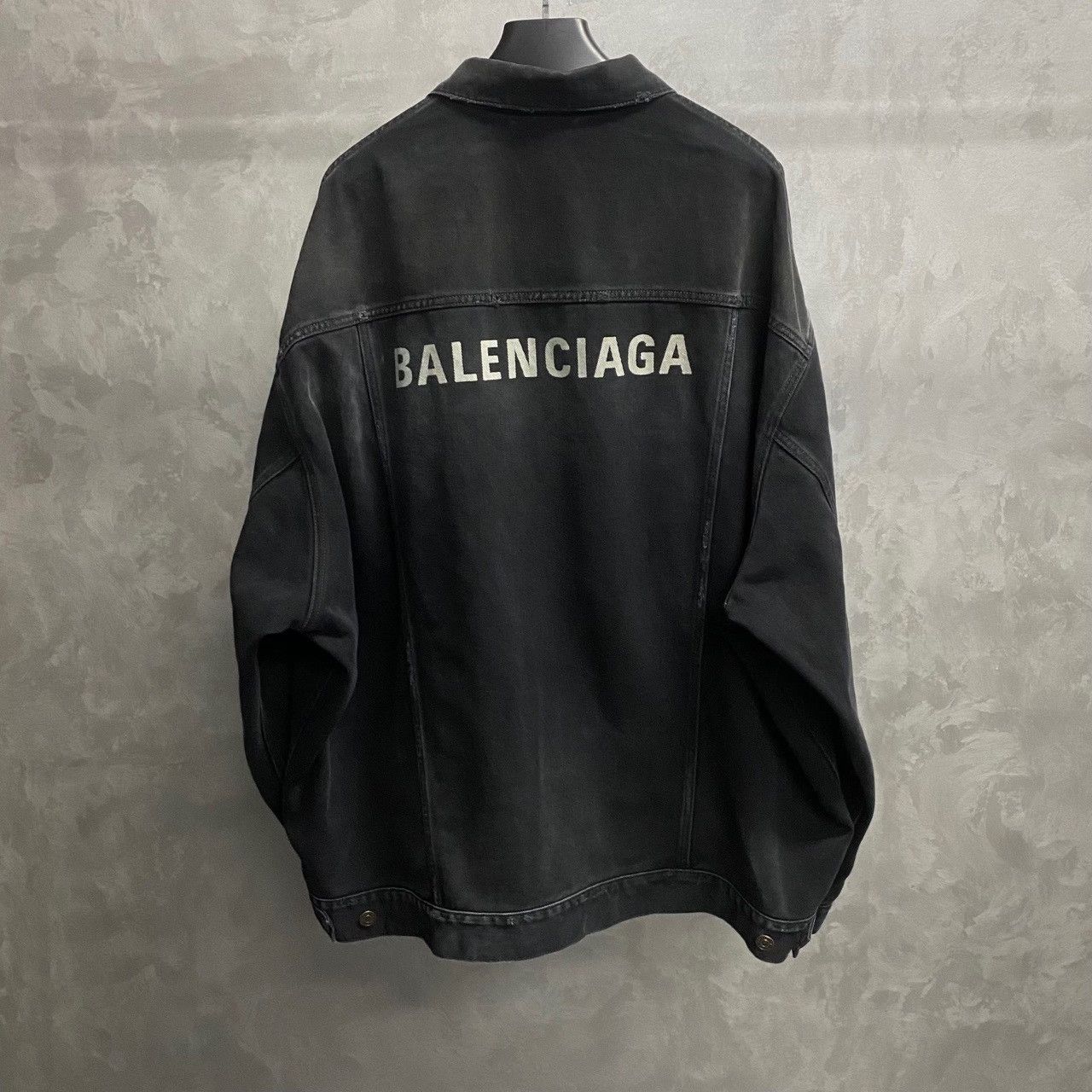 Balenciaga Balenciaga 2023 Embroidered Logo Denim Jacket Size US M / EU 48-50 / 2 - 2 Thumbnail