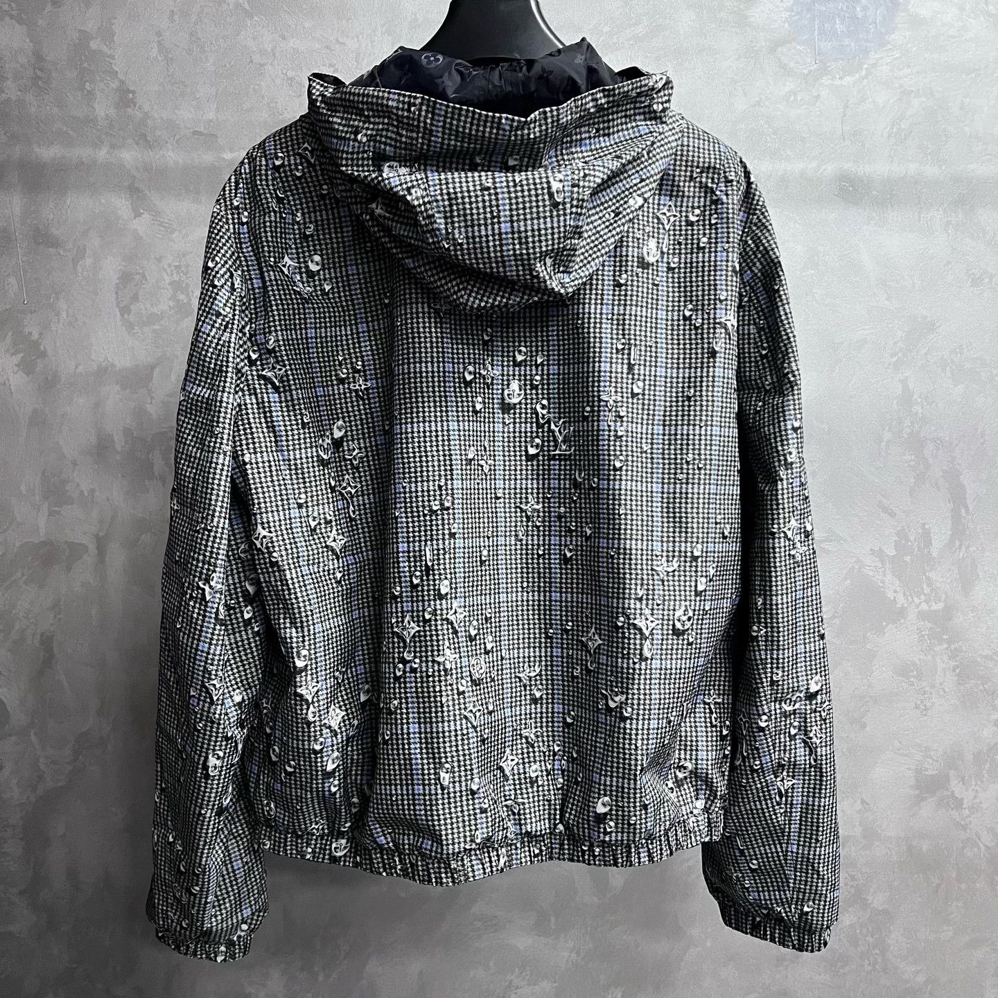 Louis Vuitton Louis Vuitton 2026 Double-Sided Raindrop Print Jacket Size US L / EU 52-54 / 3 - 5 Thumbnail
