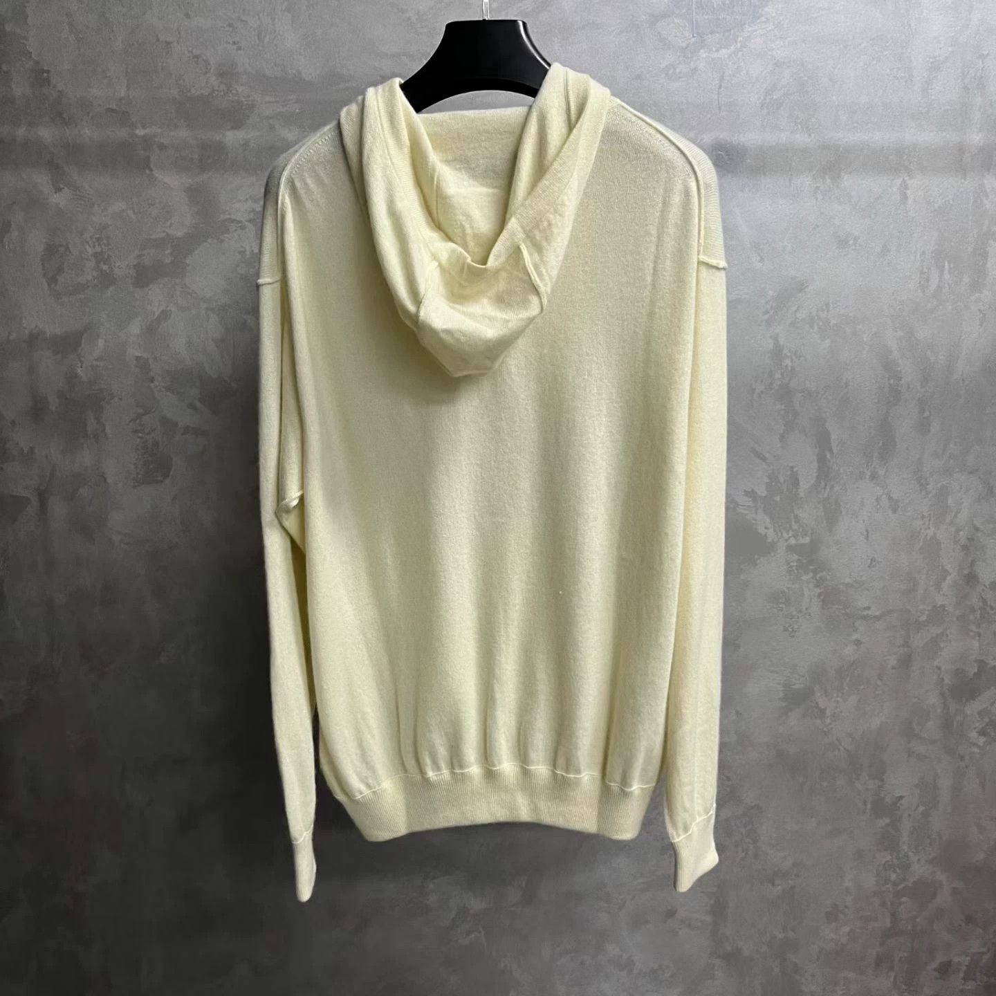 Louis Vuitton Louis Vuitton White Cashmere Blend Hooded Knit Size US L / EU 52-54 / 3 - 6 Thumbnail
