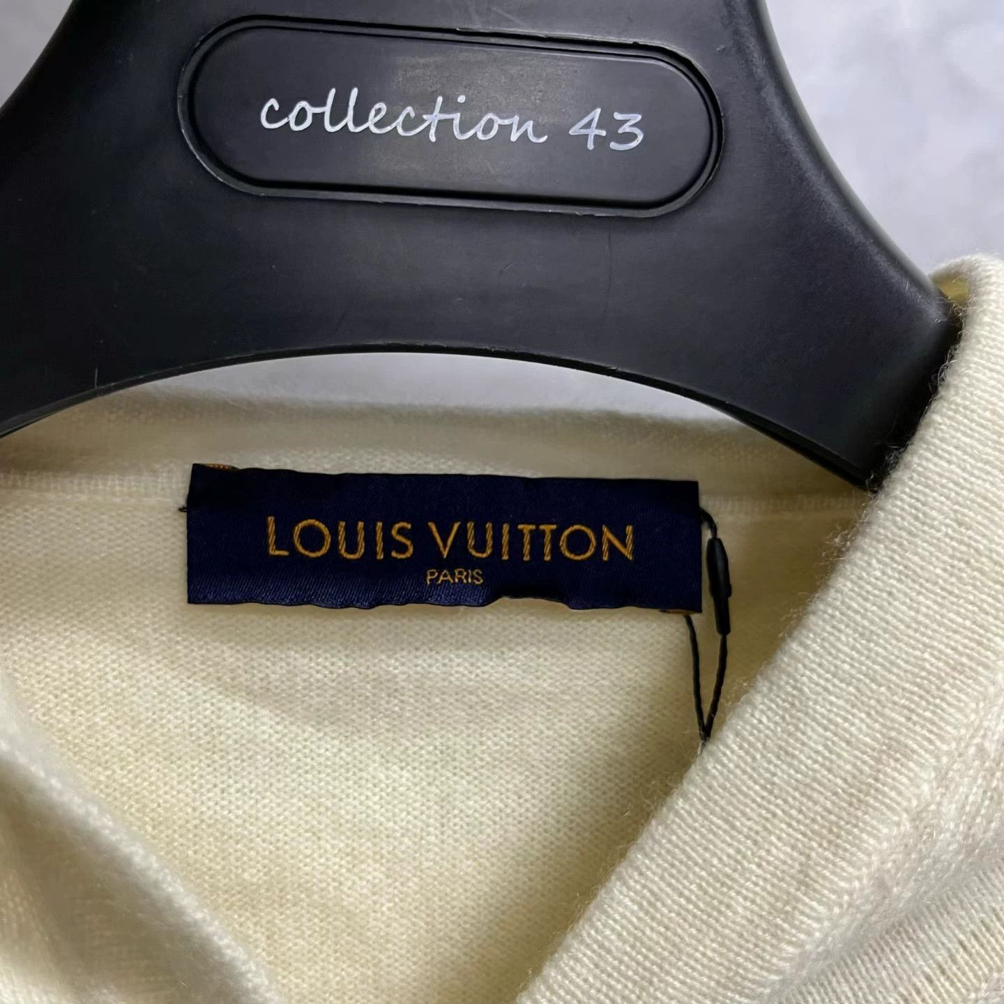 Louis Vuitton Louis Vuitton White Cashmere Blend Hooded Knit Size US L / EU 52-54 / 3 - 2 Thumbnail