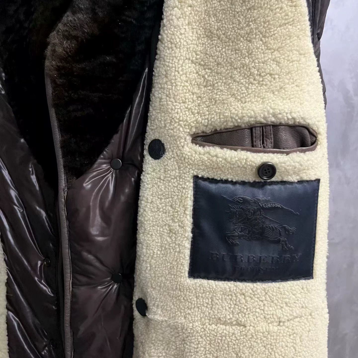 Burberry Burberry Dark Brown Lamb Wool Jacket Size US M / EU 48-50 / 2 - 3 Thumbnail