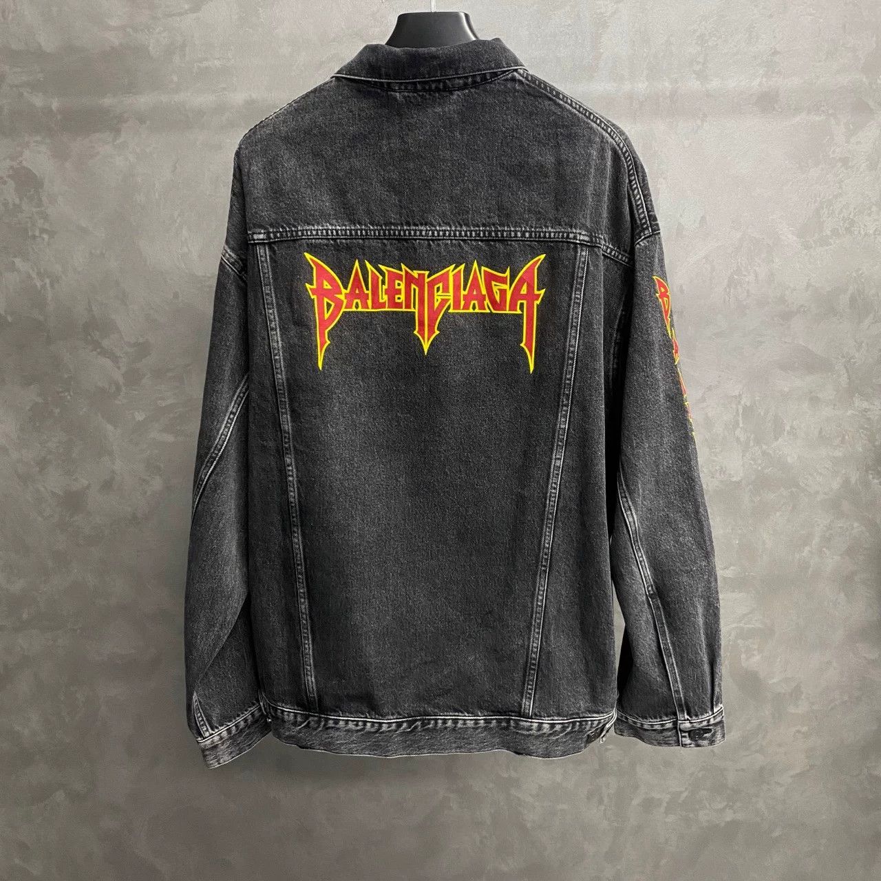 Balenciaga Balenciaga Logo Print Denim Jacket Size US M / EU 48-50 / 2 - 2 Thumbnail