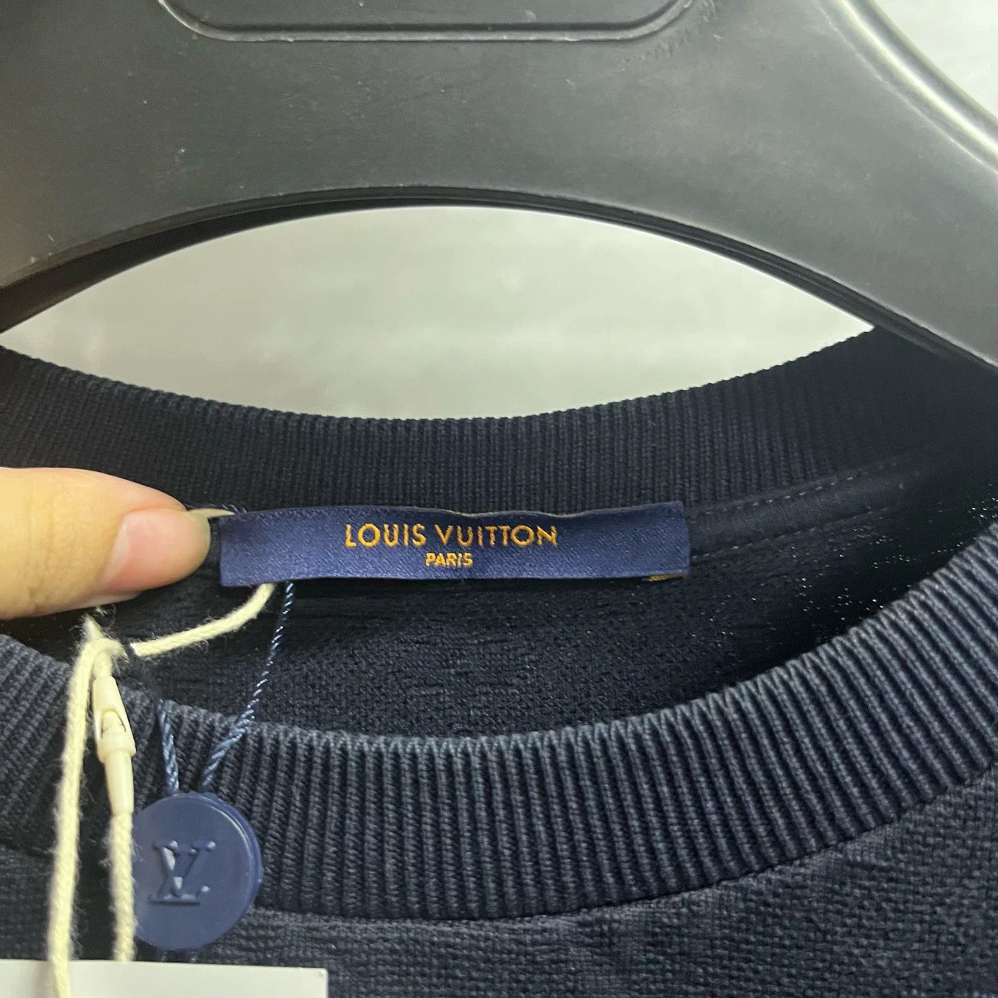 Louis Vuitton Louis Vuitton Navy Cotton Logo T-Shirt Size XS / US 0-2 / IT 36-38 - 2 Thumbnail