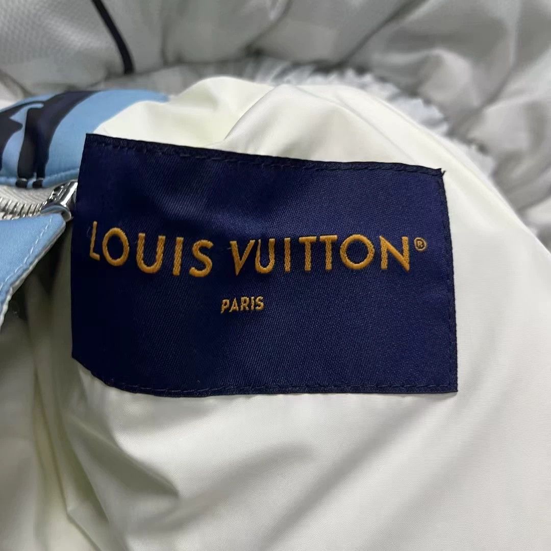 Louis Vuitton Louis Vuitton 2025 Blue Printed Sleeveless Jacket Size US XXL / EU 58 / 5 - 2 Thumbnail
