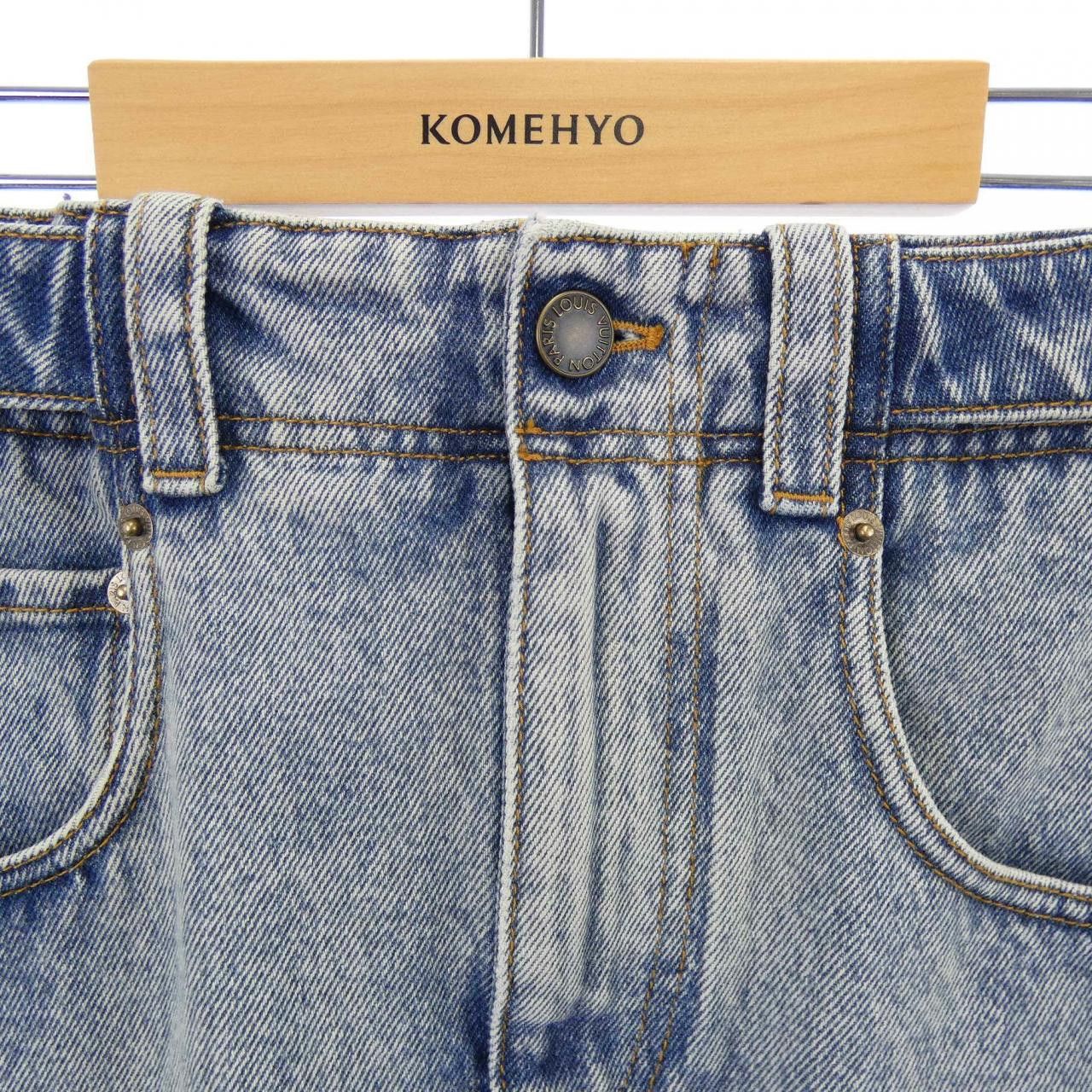 Louis Vuitton Louis Vuitton Louis Vuitton Bleached Denim Midi Skirt Textile Skirts FPJU18BEA DUTY FREE for USA Size ONE SIZE - 5 Thumbnail