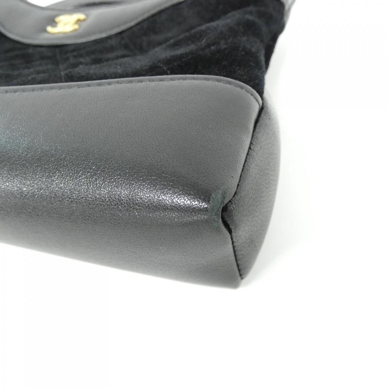 Chanel Chanel Chanel Chanel31 suede calf lamb shoulder bag Leather Crossbody Bag AP3656 DUTY FREE for USA Size ONE SIZE - 3 Thumbnail