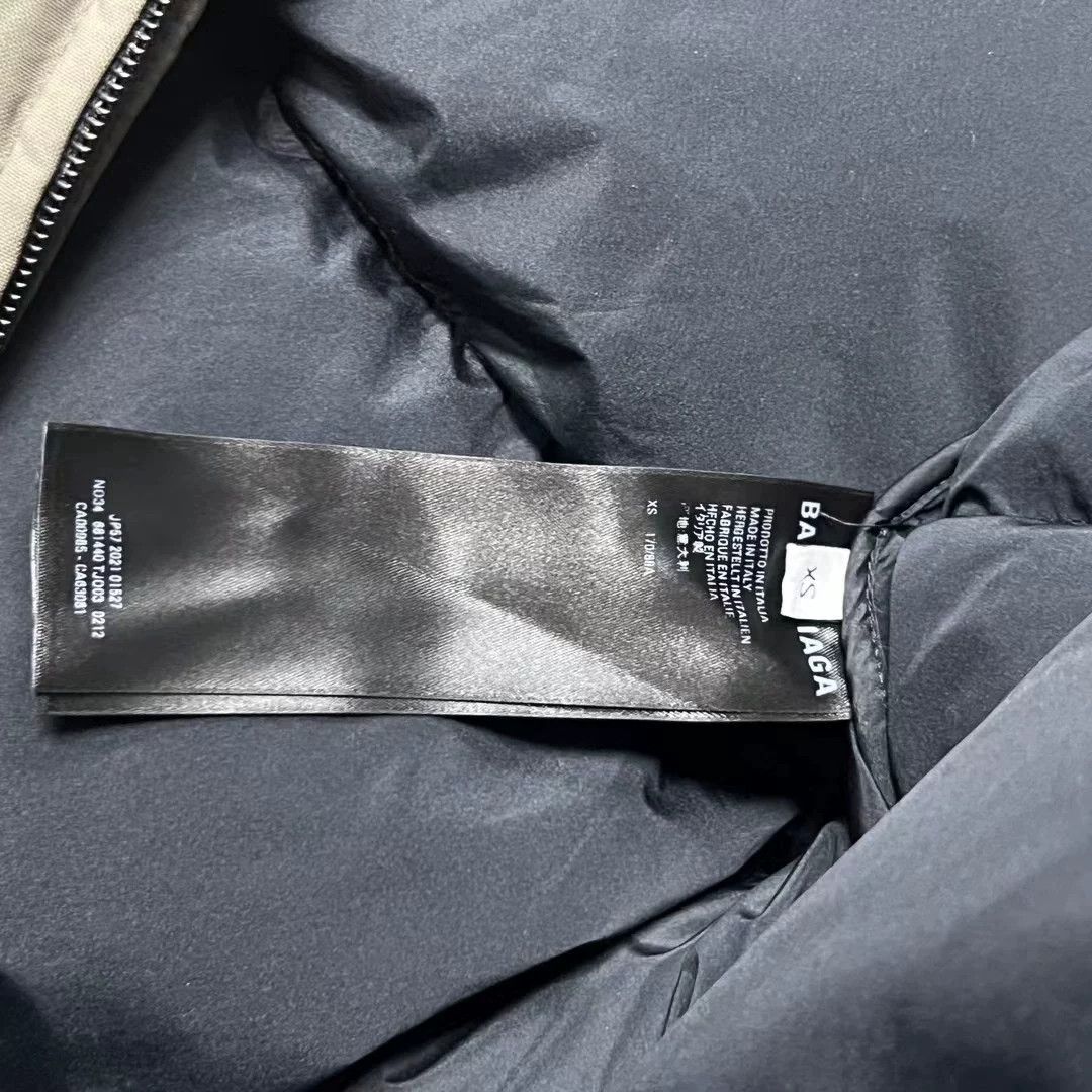 Balenciaga Balenciaga 2023 Brown Double Hook Logo Down Jacket Size US XS / EU 42 / 0 - 7 Thumbnail