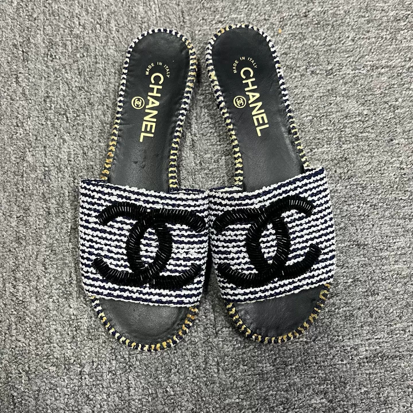 Chanel Chanel Gray Wool Double C Slide Sandals Size US 6.5 / IT 36.5 - 2 Thumbnail