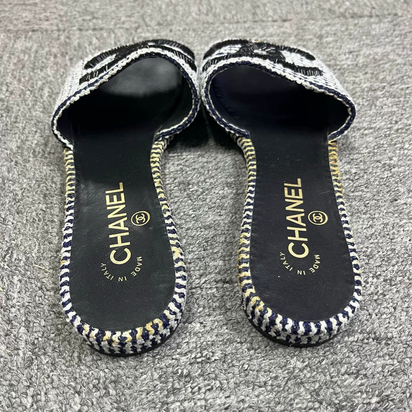 Chanel Chanel Gray Wool Double C Slide Sandals Size US 6.5 / IT 36.5 - 3 Thumbnail