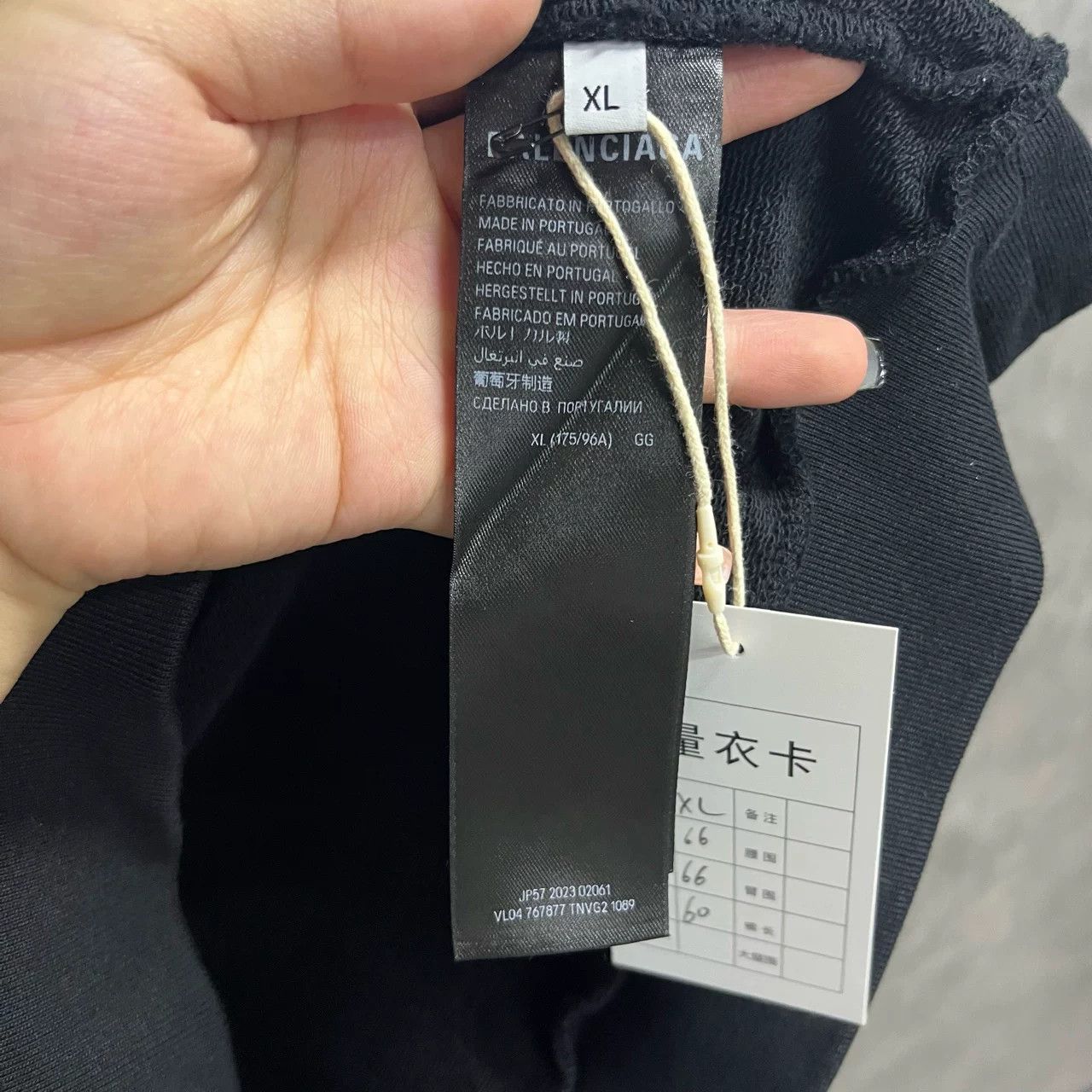 Balenciaga Balenciaga Black Logo Print Hoodie Size US XL / EU 56 / 4 - 3 Thumbnail