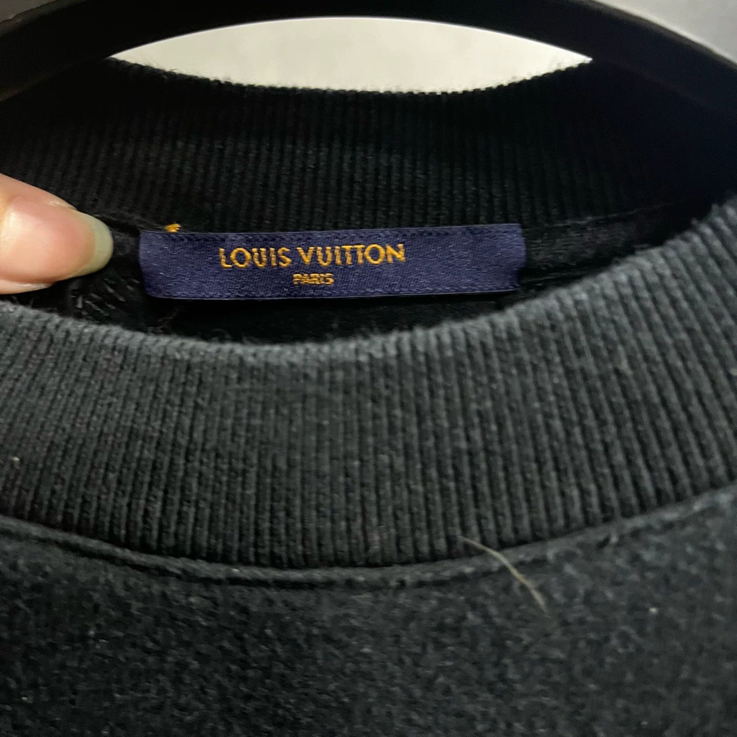 Louis Vuitton Louis Vuitton Classic Black Logo Crewneck Sweatshirt Size US L / EU 52-54 / 3 - 2 Thumbnail