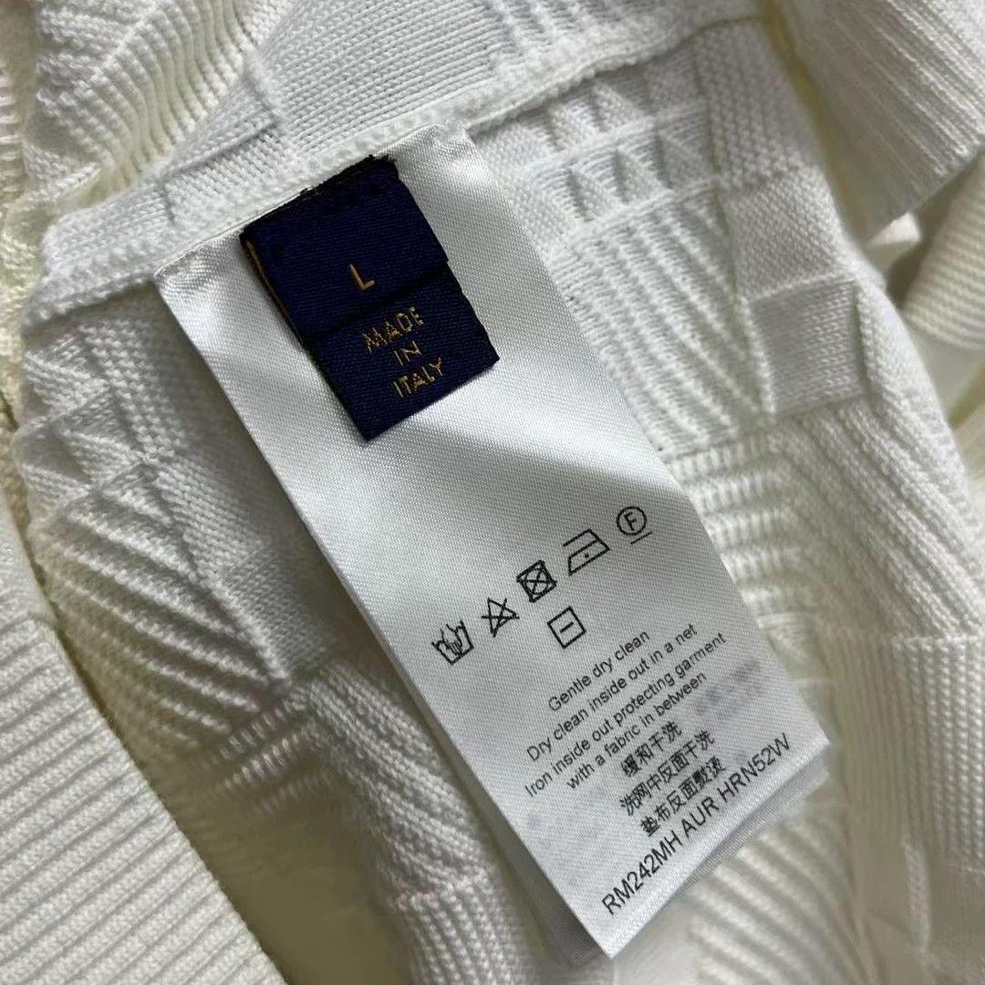 Louis Vuitton Louis Vuitton 2024 White Letter Jacquard T-shirt Size US L / EU 52-54 / 3 - 3 Thumbnail