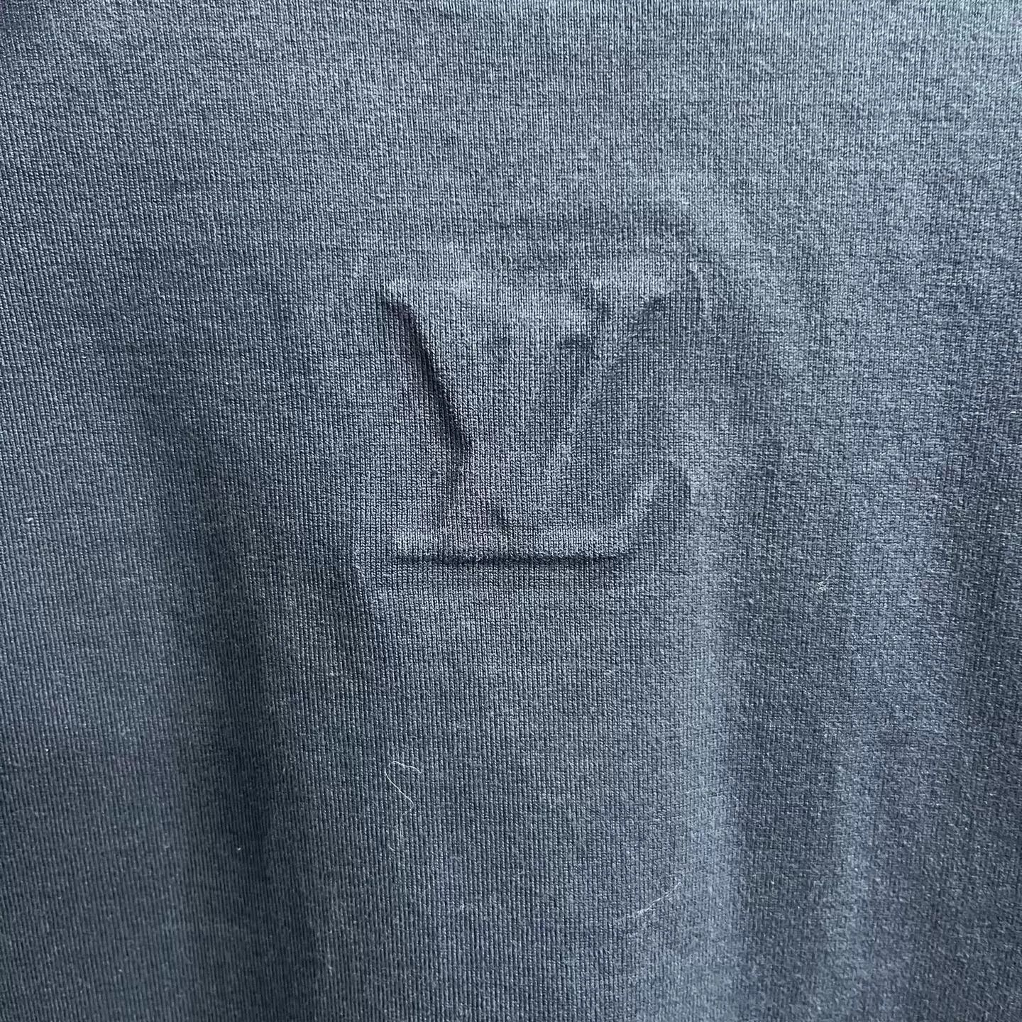 Louis Vuitton Louis Vuitton Blue Embroidered Logo T-Shirt Size US L / EU 52-54 / 3 - 4 Thumbnail