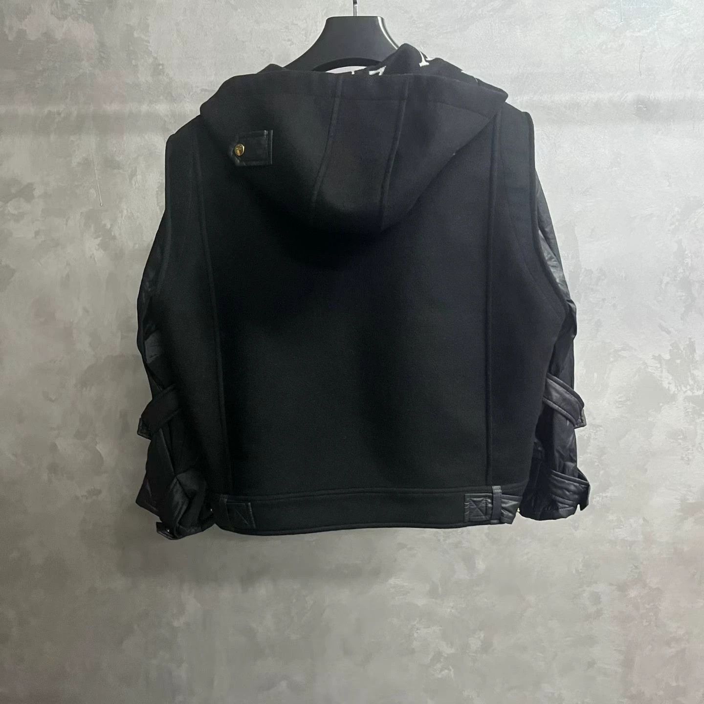 Louis Vuitton Louis Vuitton Black Hooded Zip Jacket Size XS / US 0-2 / IT 36-38 - 5 Thumbnail