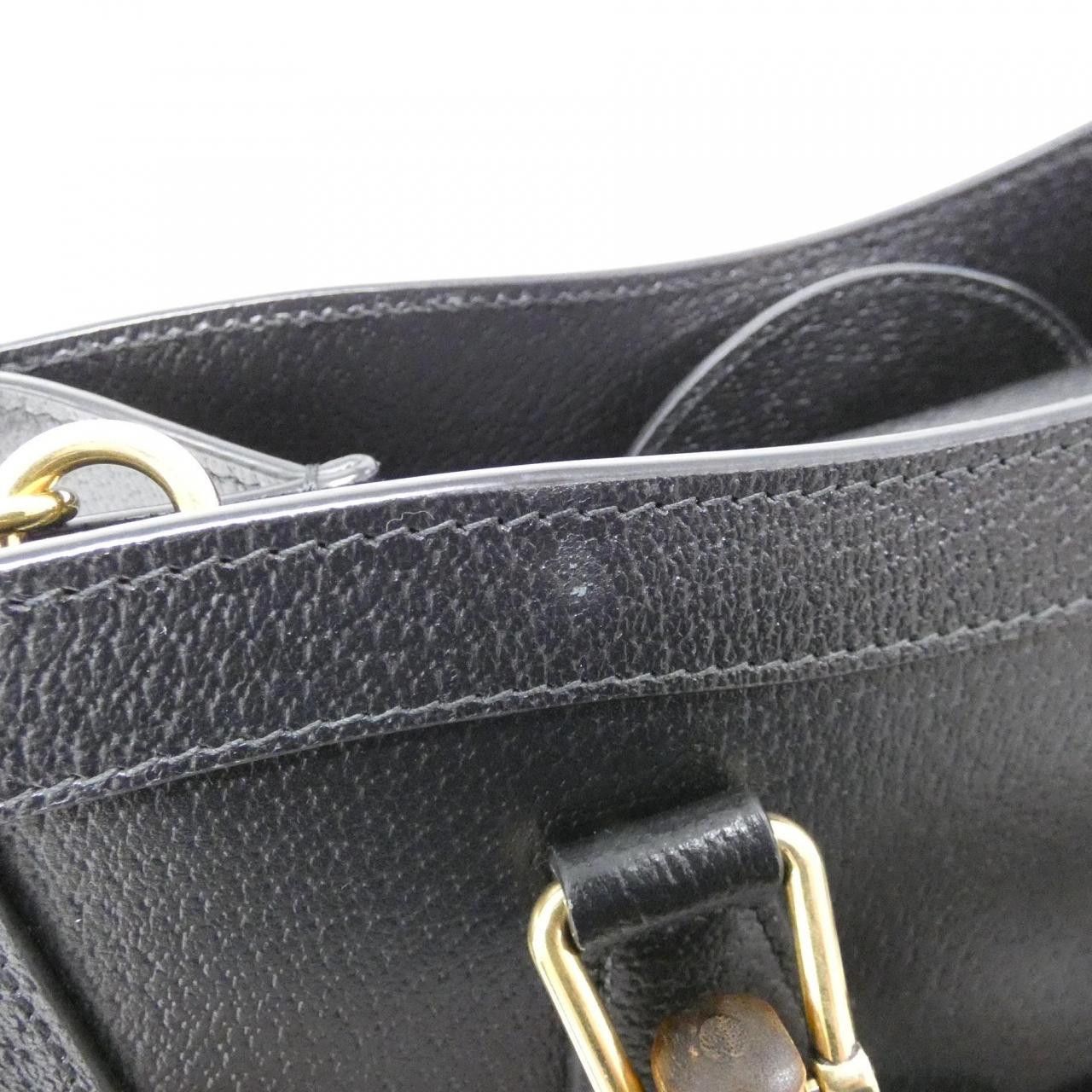 Gucci Gucci Gucci Diana Leather Handbag Leather Shoulder Bag 702721U3ZDT DUTY FREE for USA Size ONE SIZE - 4 Thumbnail
