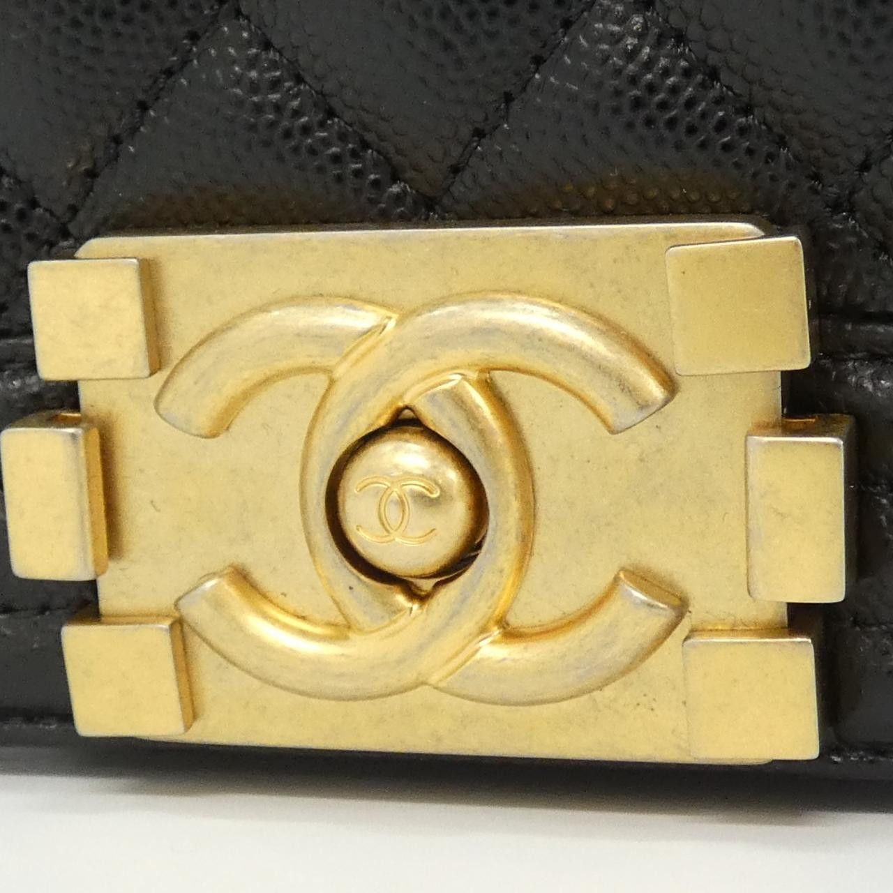 Chanel Chanel Chanel Boy Chanel Leather Shoulder Bag Leather Shoulder Bag 67085 DUTY FREE for USA Size ONE SIZE - 4 Thumbnail