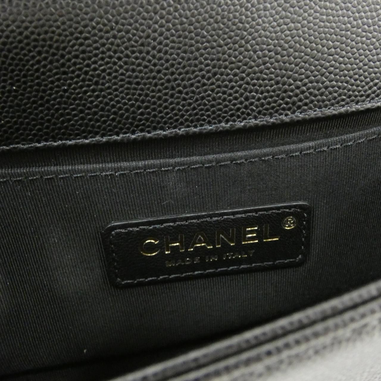 Chanel Chanel Chanel Boy Chanel Leather Shoulder Bag Leather Shoulder Bag 67085 DUTY FREE for USA Size ONE SIZE - 10 Thumbnail
