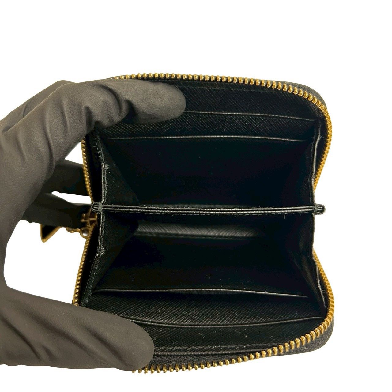 Prada Prada Prada Saffiano Leather Coin Case Leather Coin Case DUTY FREE for USA Size ONE SIZE - 8 Thumbnail