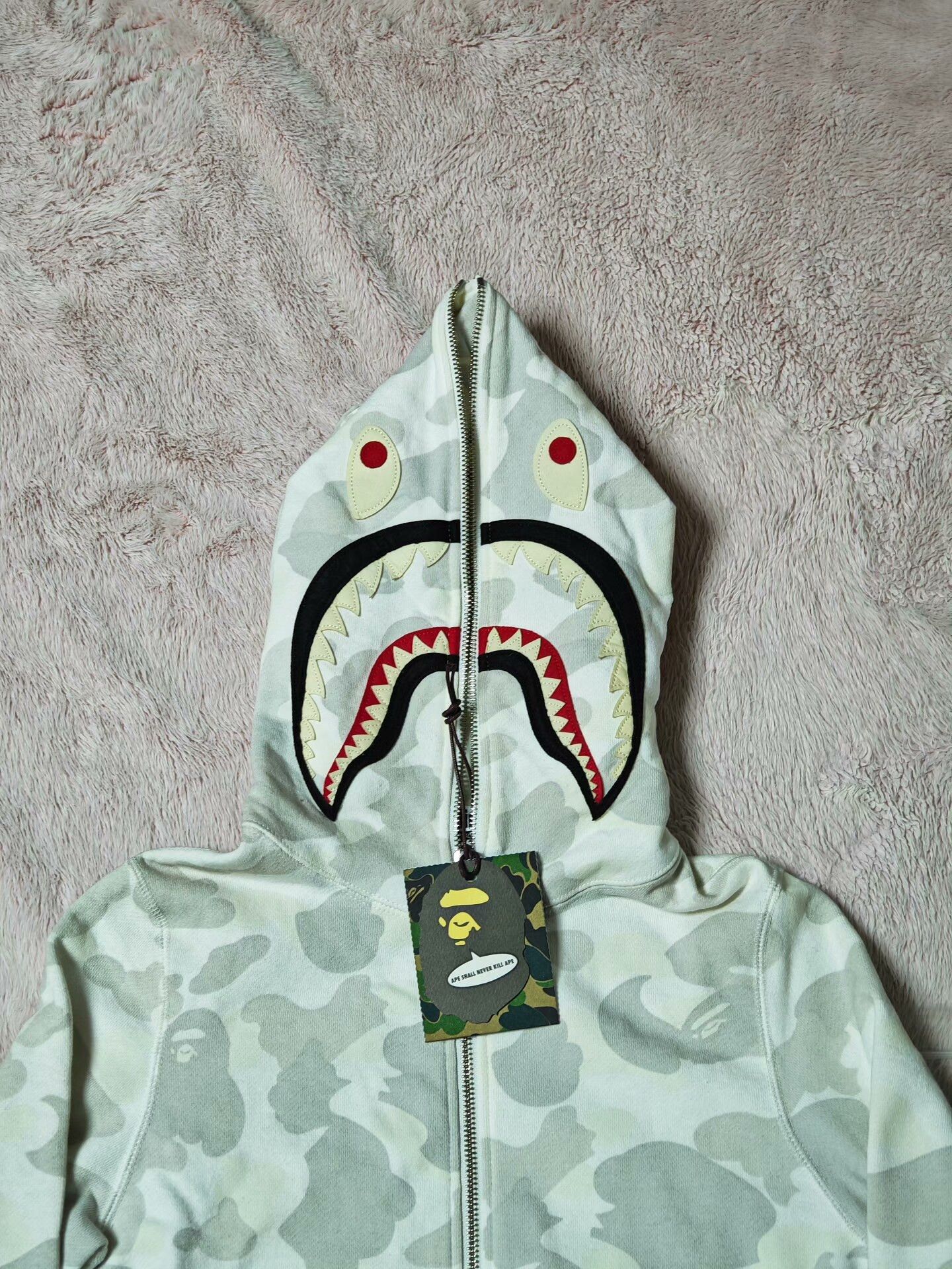 Bape Bape White Light Jacket S Men Size US S / EU 44-46 / 1 - 3 Thumbnail