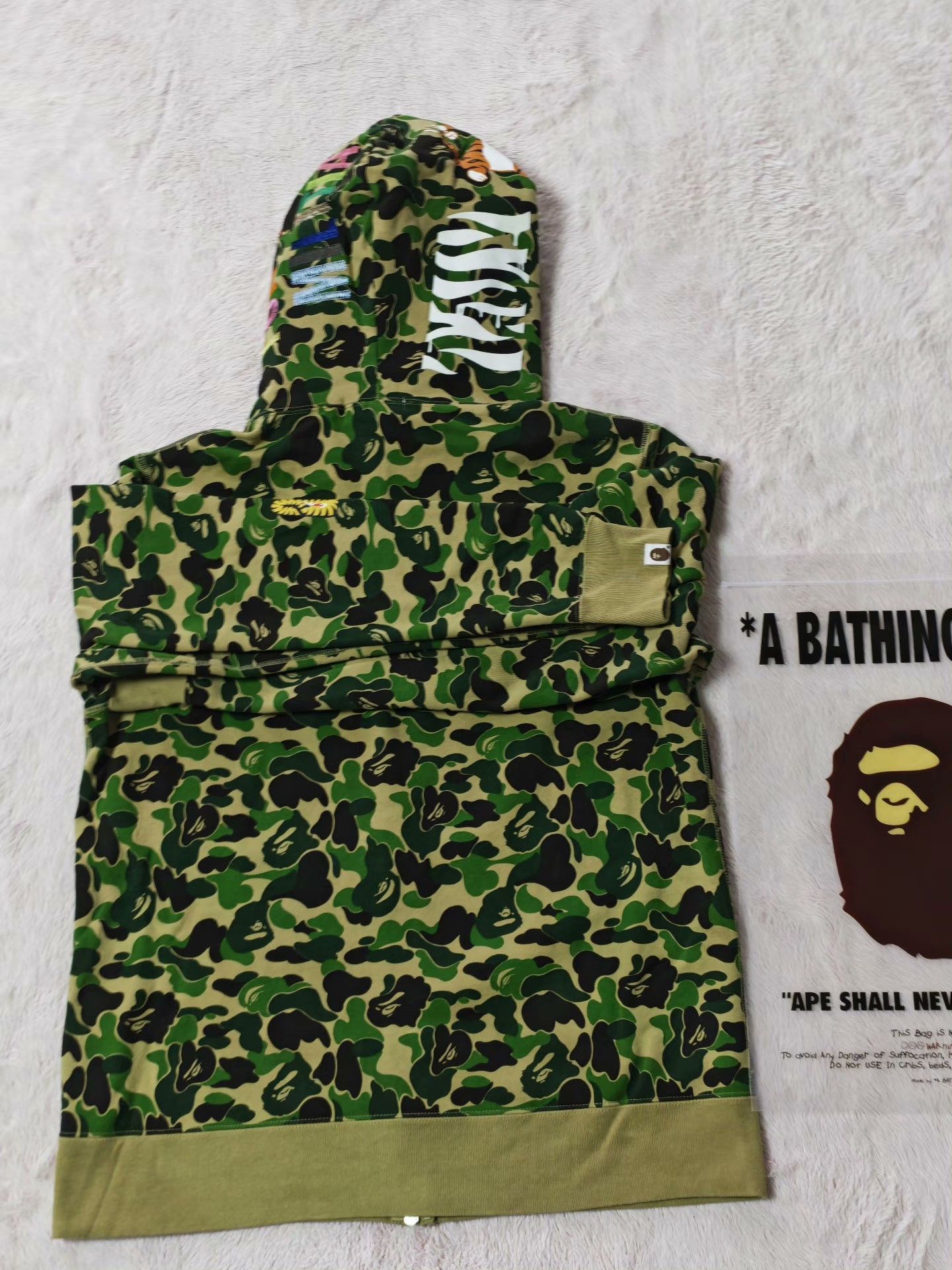 Bape Bape Green Light Jacket XL Men Size US XL / EU 56 / 4 - 2 Thumbnail