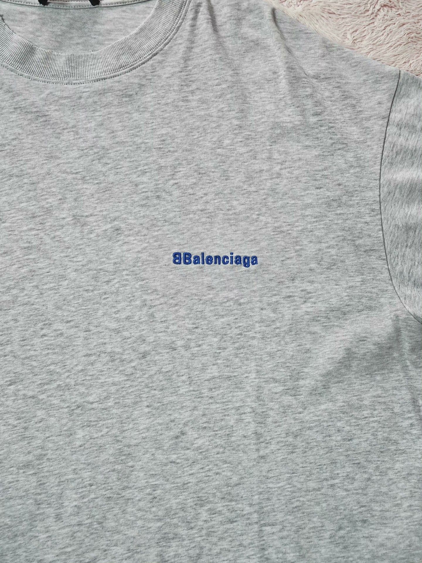Balenciaga Balenciaga Yellow T-Shirt XS Men Size US XS / EU 42 / 0 - 3 Thumbnail