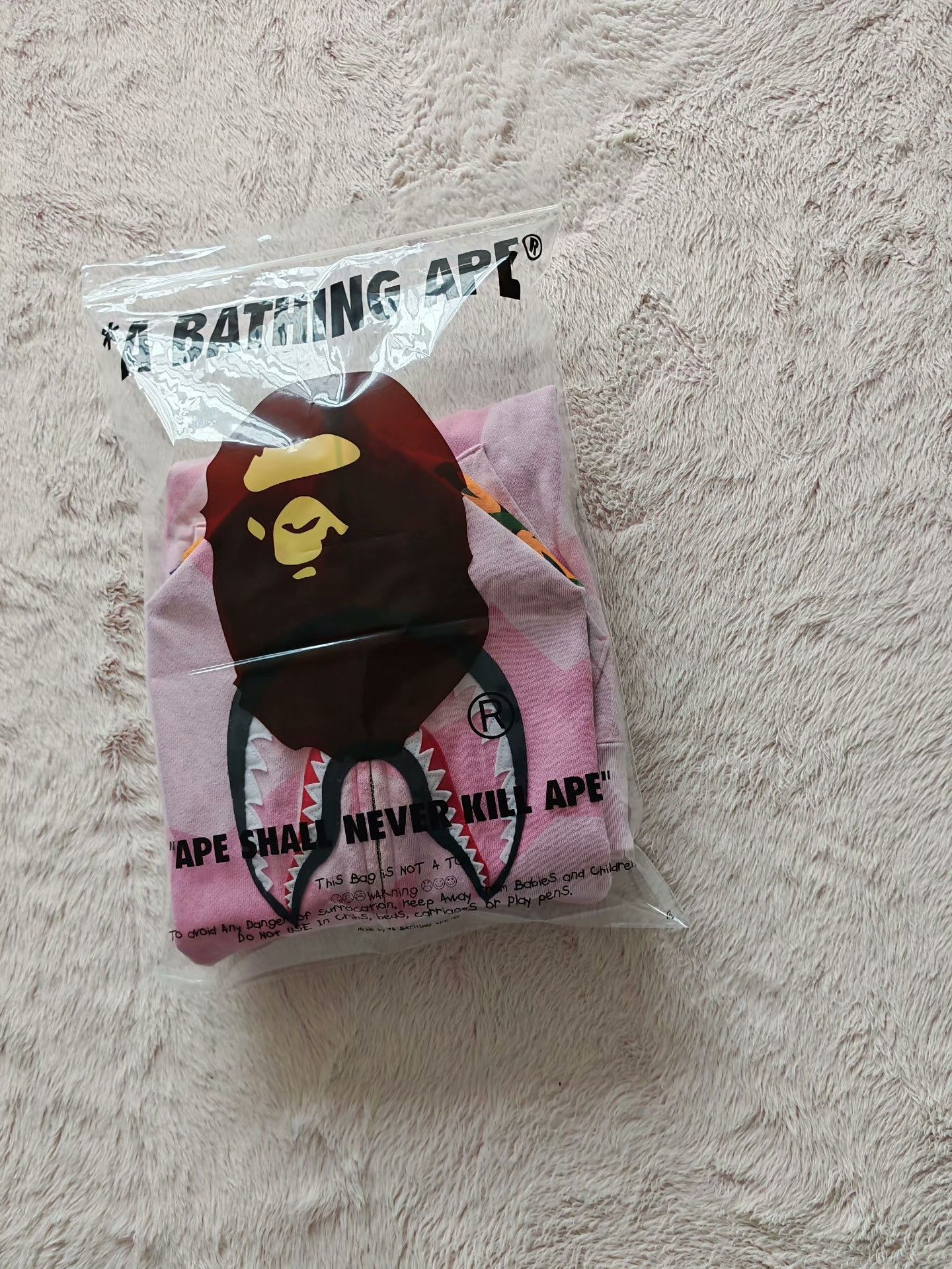 Bape Bape Pink Hoodie S Men Size US S / EU 44-46 / 1 - 5 Thumbnail