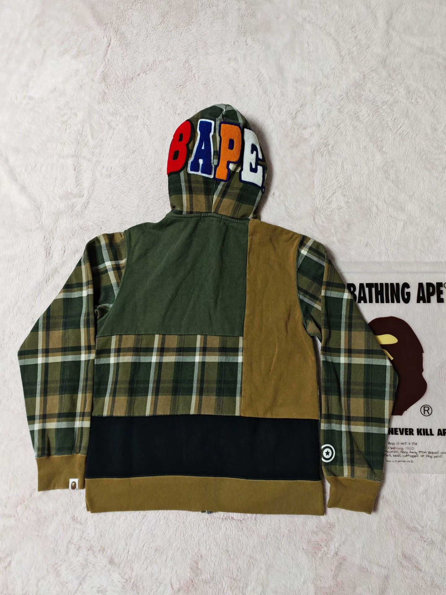 Bape Bape Light Jacket L Men Size US L / EU 52-54 / 3 - 2 Thumbnail