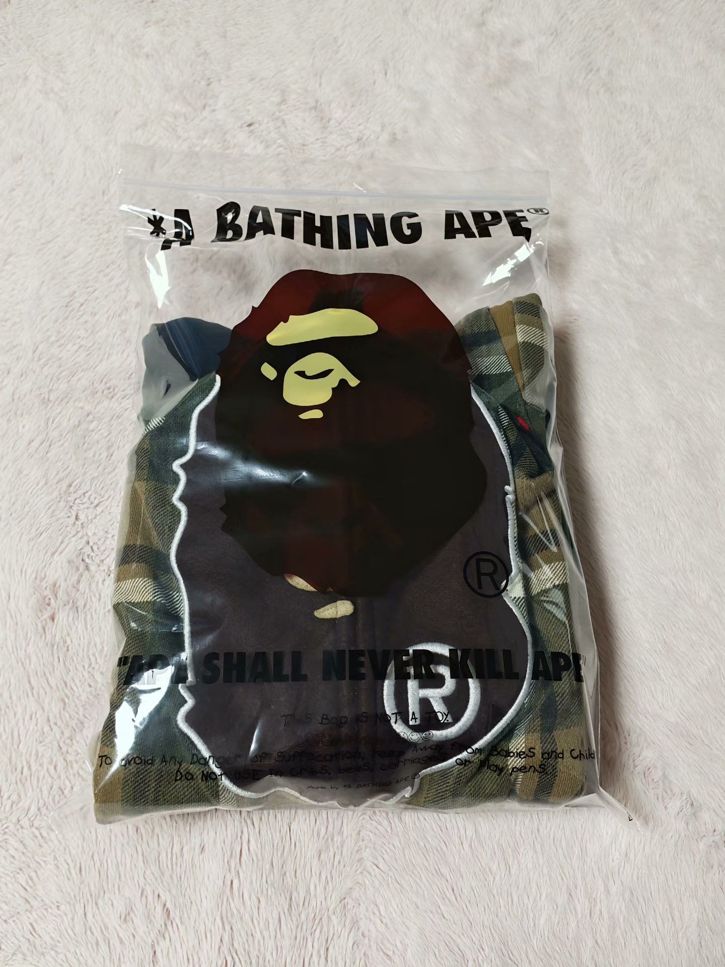 Bape Bape Light Jacket L Men Size US L / EU 52-54 / 3 - 9 Thumbnail