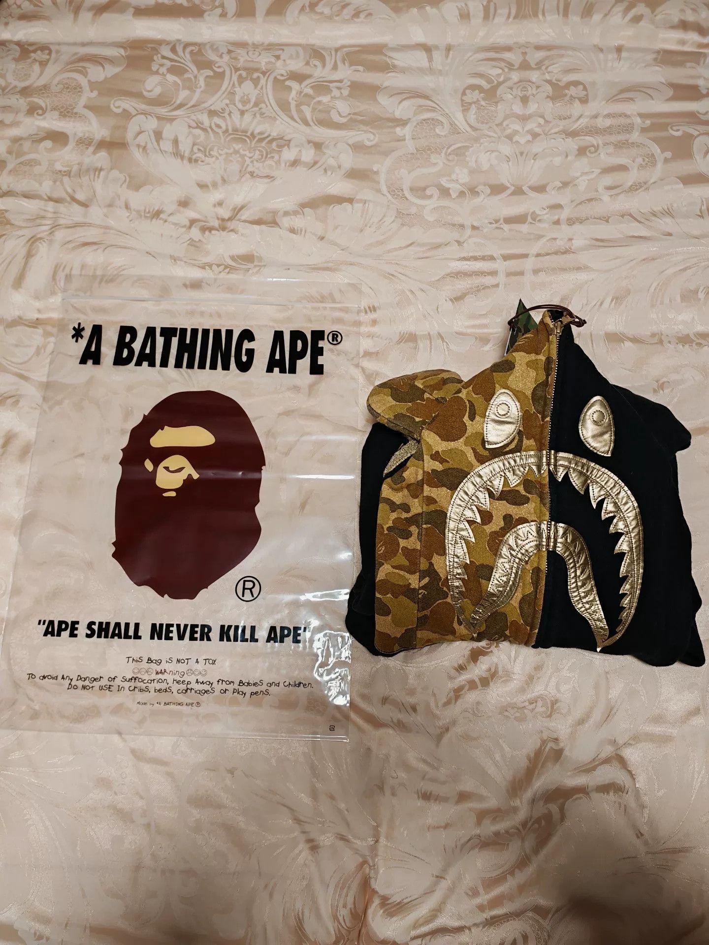 Bape Bape Light Jacket XXL Men Size US XXL / EU 58 / 5 - 7 Thumbnail