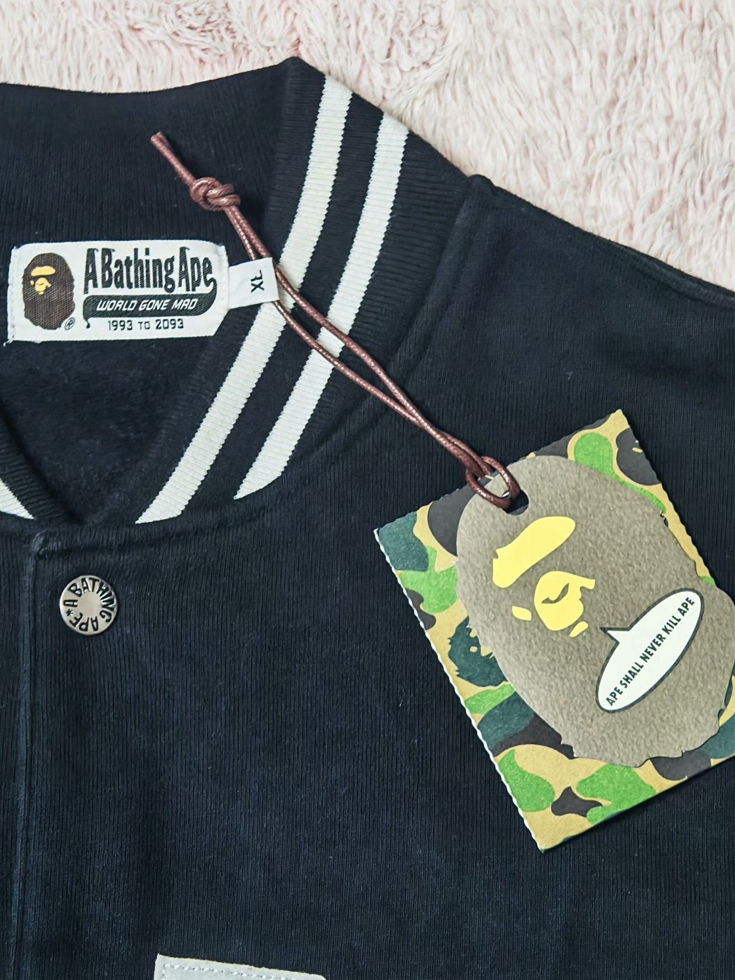 Bape Bape Light Jacket XL Men Size US XL / EU 56 / 4 - 3 Thumbnail
